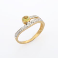 Stapelbarer Ring aus 18 Karat massivem Gelbgold mit Diamanten und gelben Saphiren