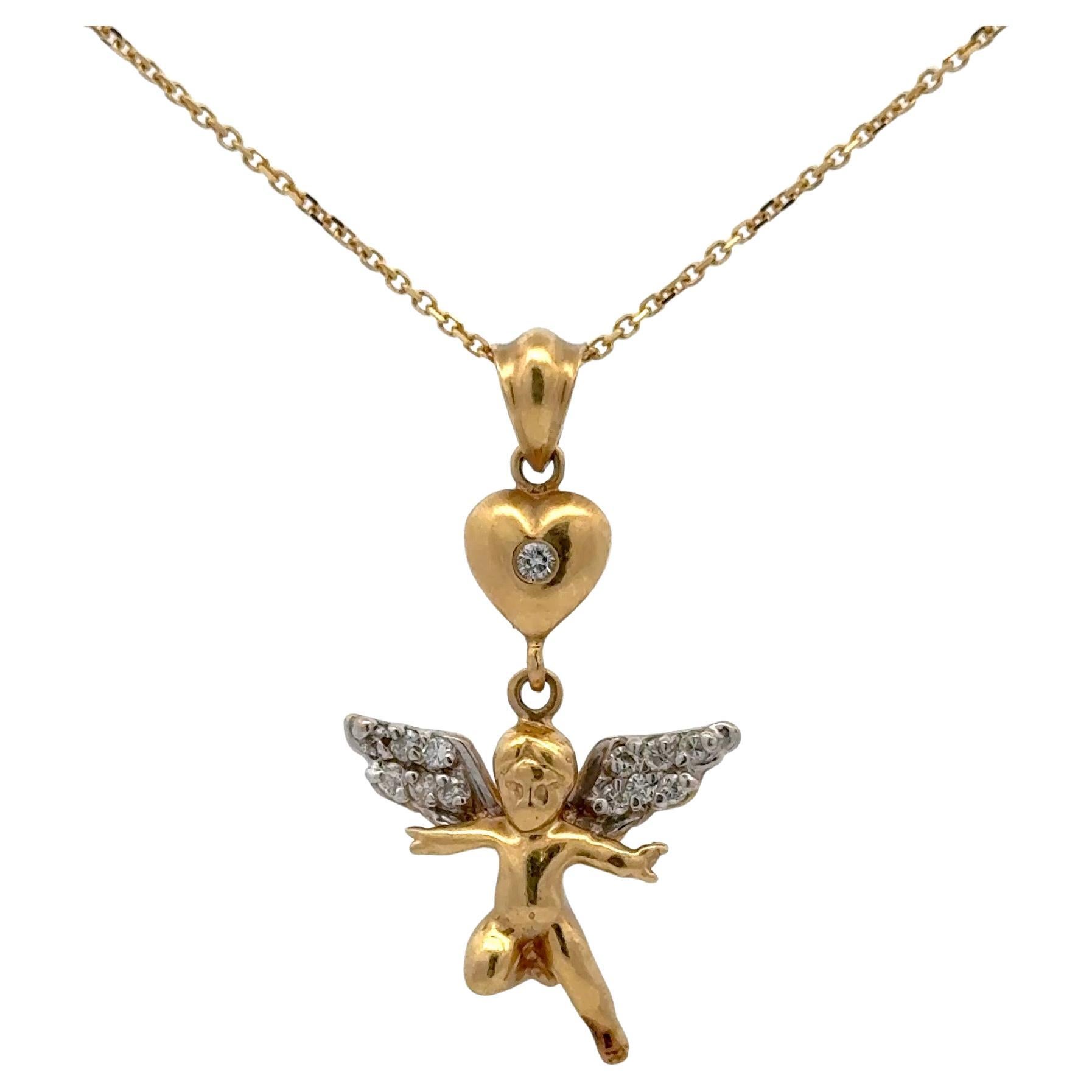 Diamond Angel Heart Pendant Necklace 0.15 Carats 14 Karat Yellow Gold 5.4 Grams im Angebot