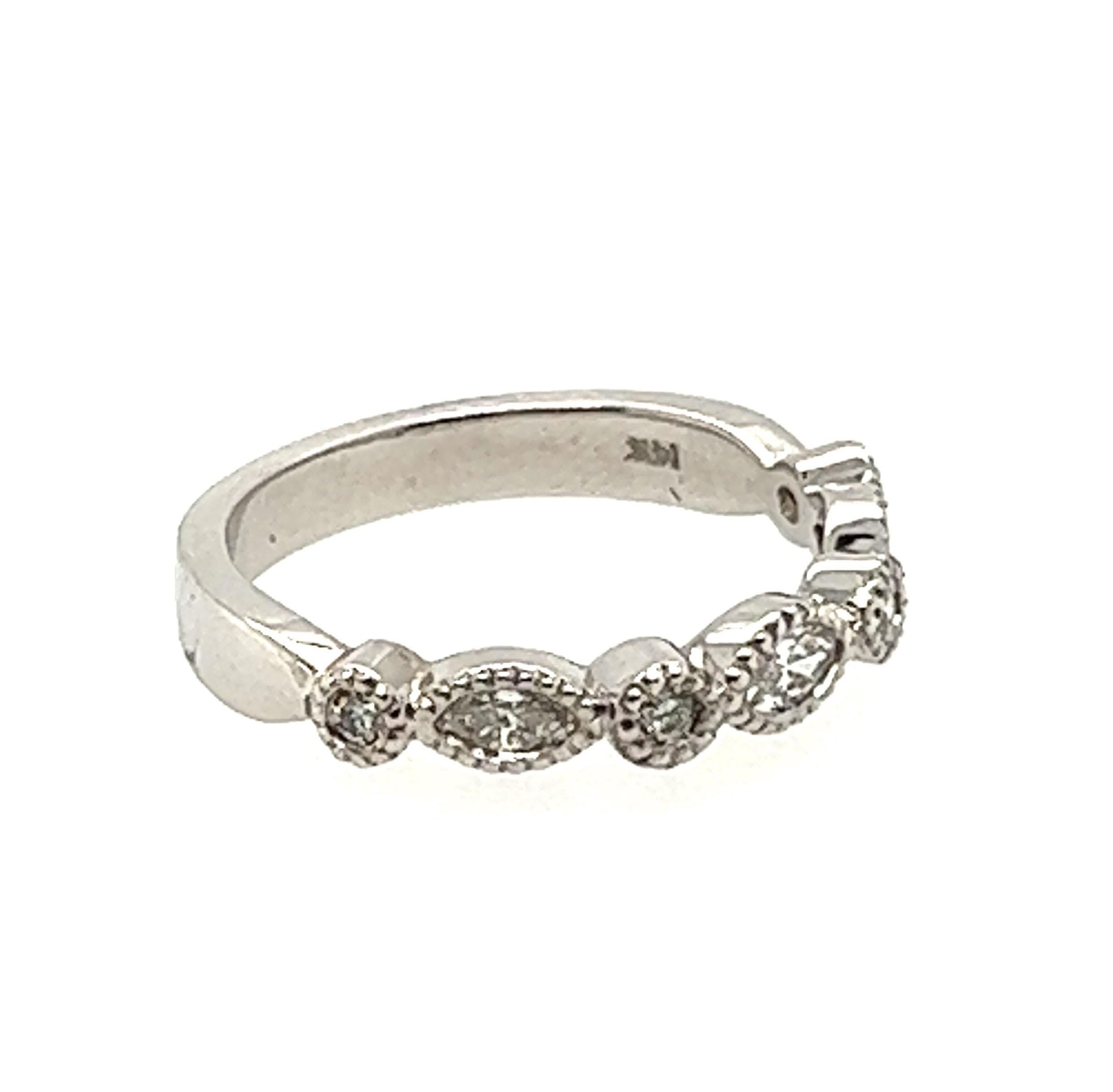 Diamond Anniversary Band Wedding Ring .48ct Marquise 14K White Gold Brand New Pour femmes en vente