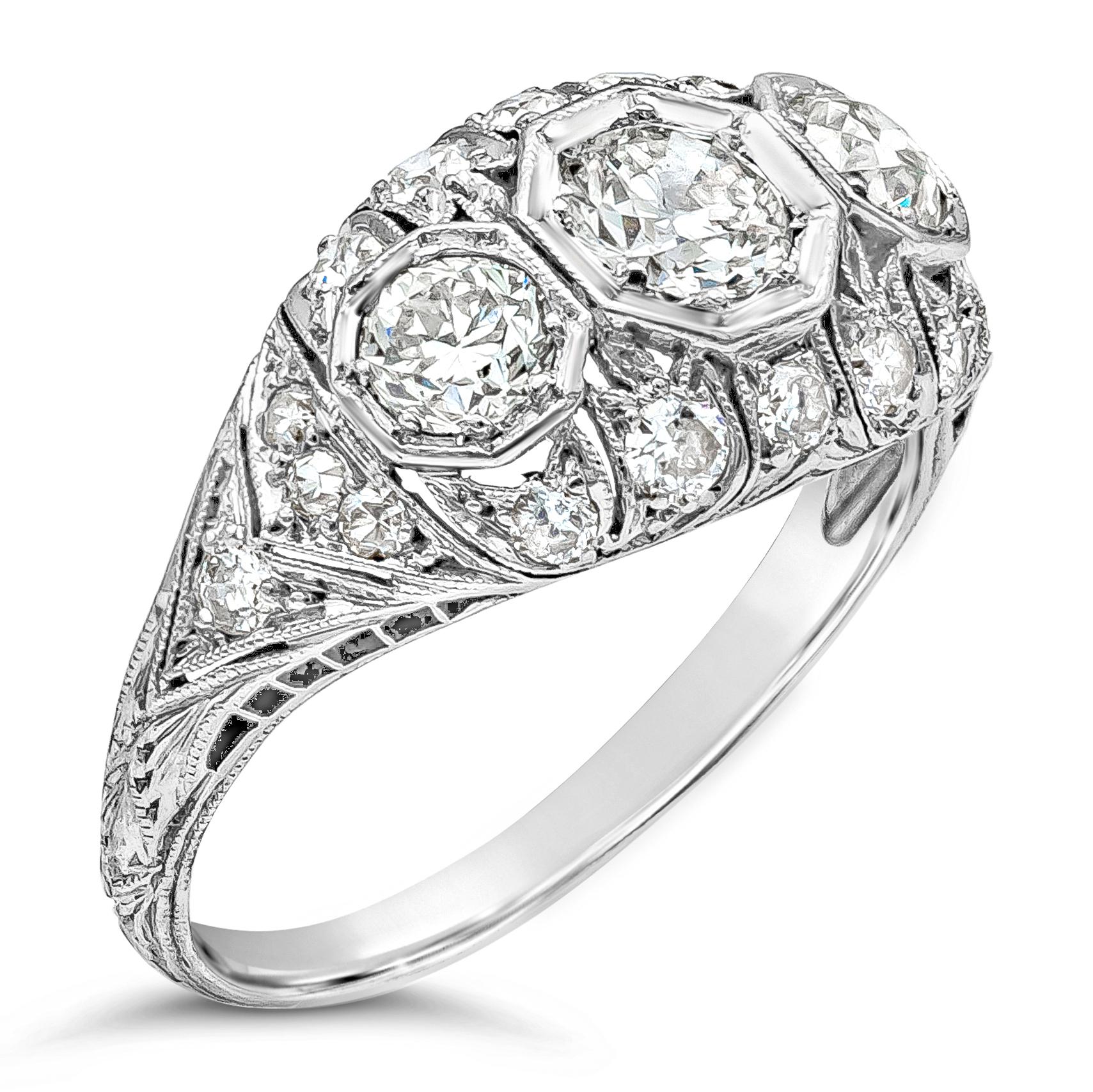 Antiker Diamant-Verlobungsring, insgesamt 1,45 Karat im Zustand „Gut“ im Angebot in New York, NY