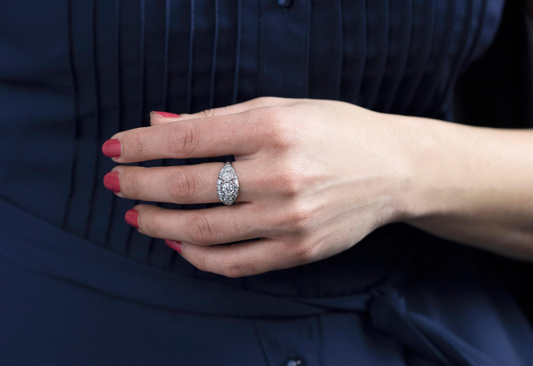Diamond Antique Engagement Ring, 1.45 Carat Total For Sale 1