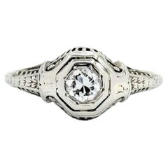 Diamond Antique Ring in 14k White Gold