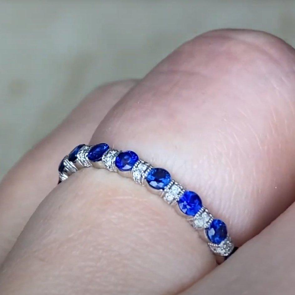 Band mit Diamant ( ca. 0,10 Karat) und natürlichem Saphir ( ca. 0,80 Karat) Damen im Angebot