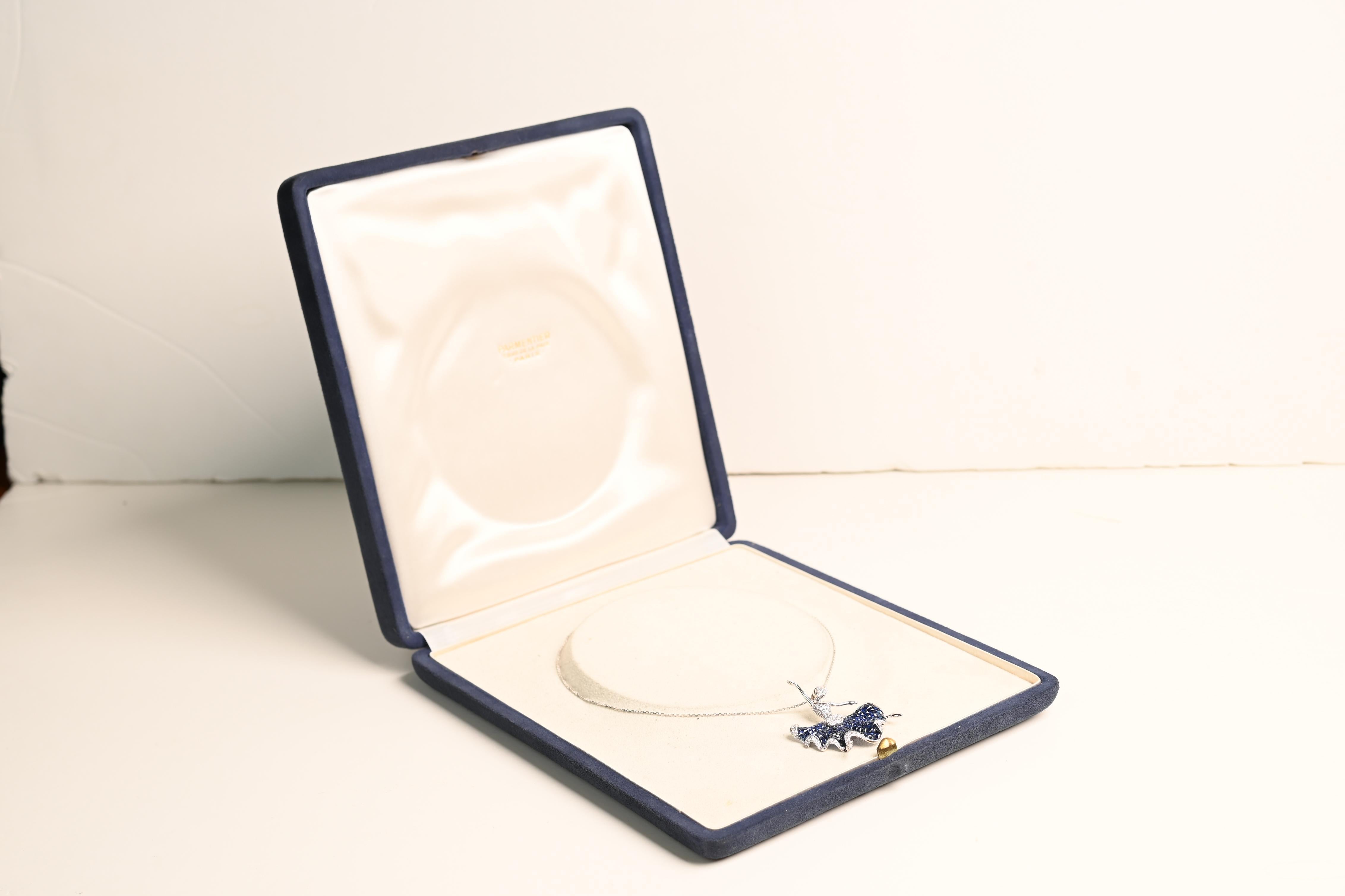 Diamond (Approx 0.80-Carats) & Sapphire (Approx 8.30-Carats) Pendant Necklace In Excellent Condition For Sale In New York, NY