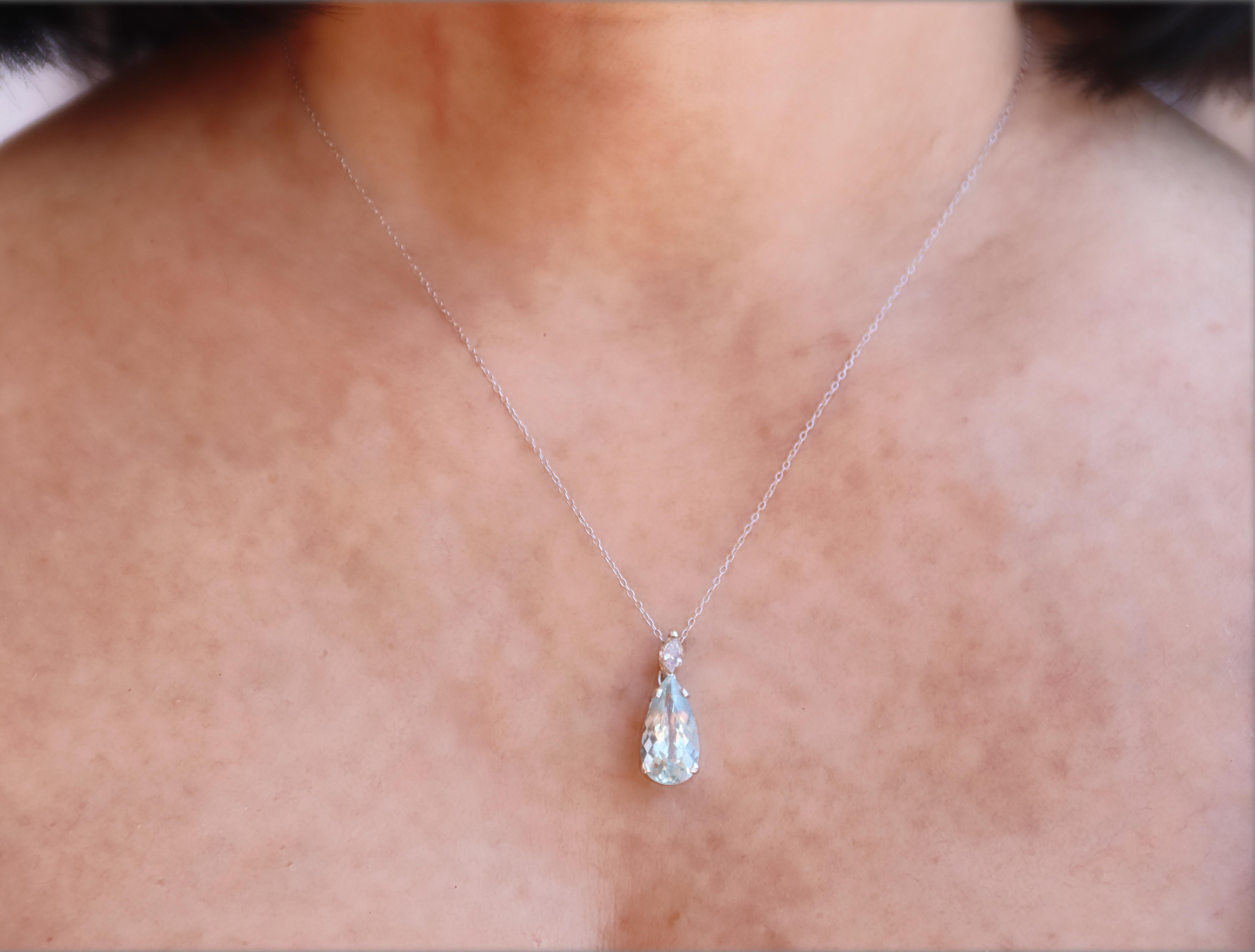Collana con ciondolo con diamante e acquamarina in oro bianco 18 carati in vendita 1