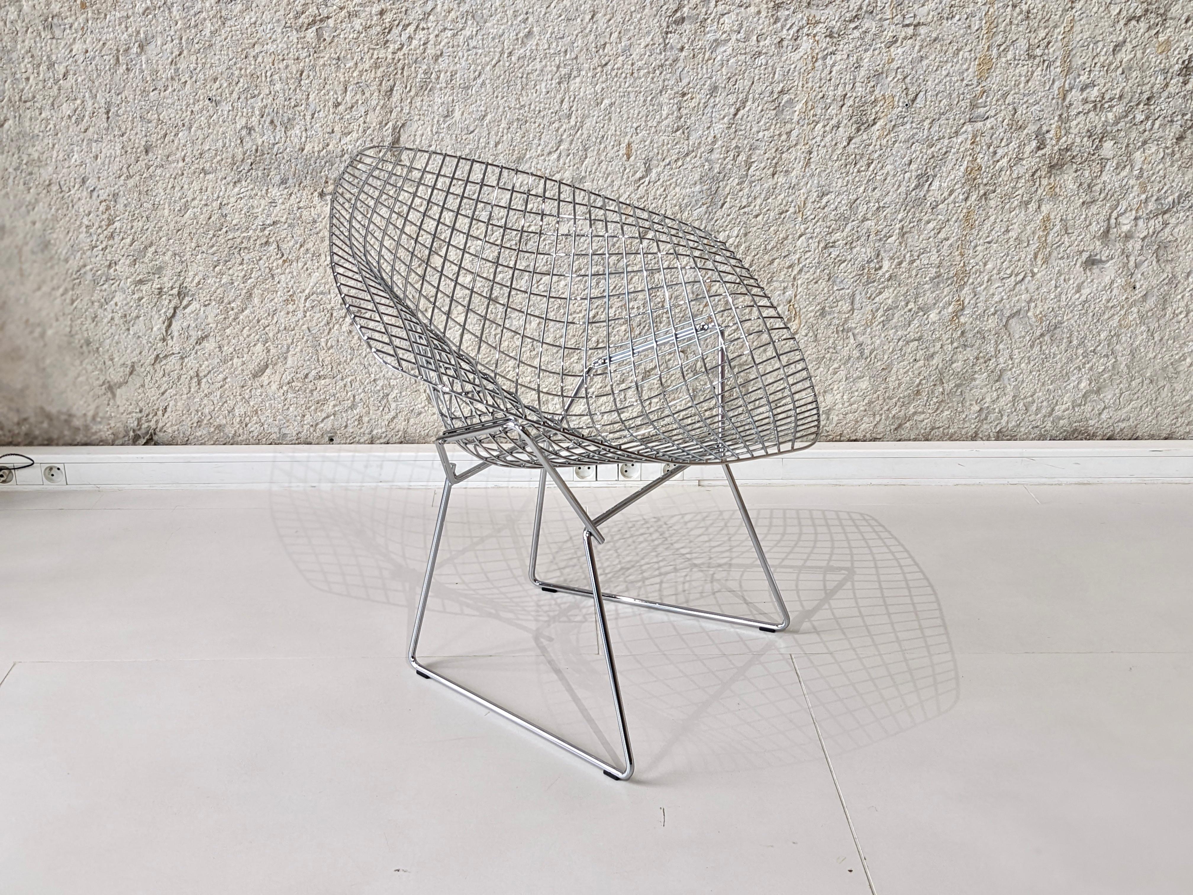French Diamond Armchair by Harry Bertoia for Knoll For Sale