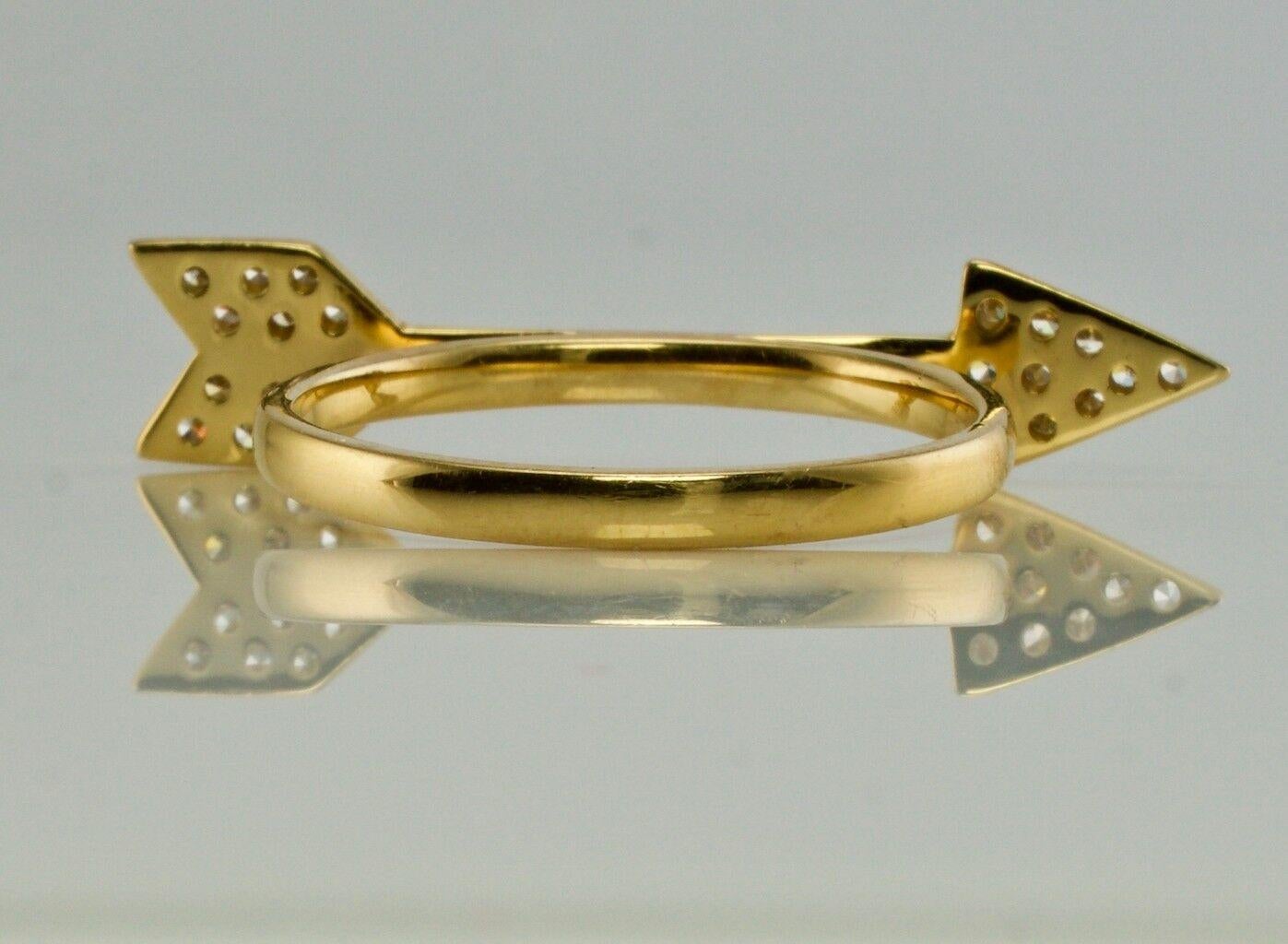 Diamond Arrow Ring 18K Gold Geometric Vintage For Sale 1