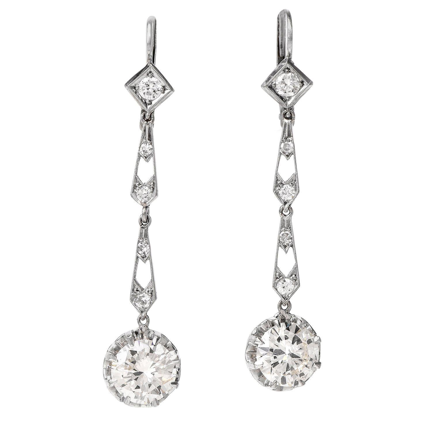 Diamond Art Deco 18 Karat White Gold Dangle Drop Earrings