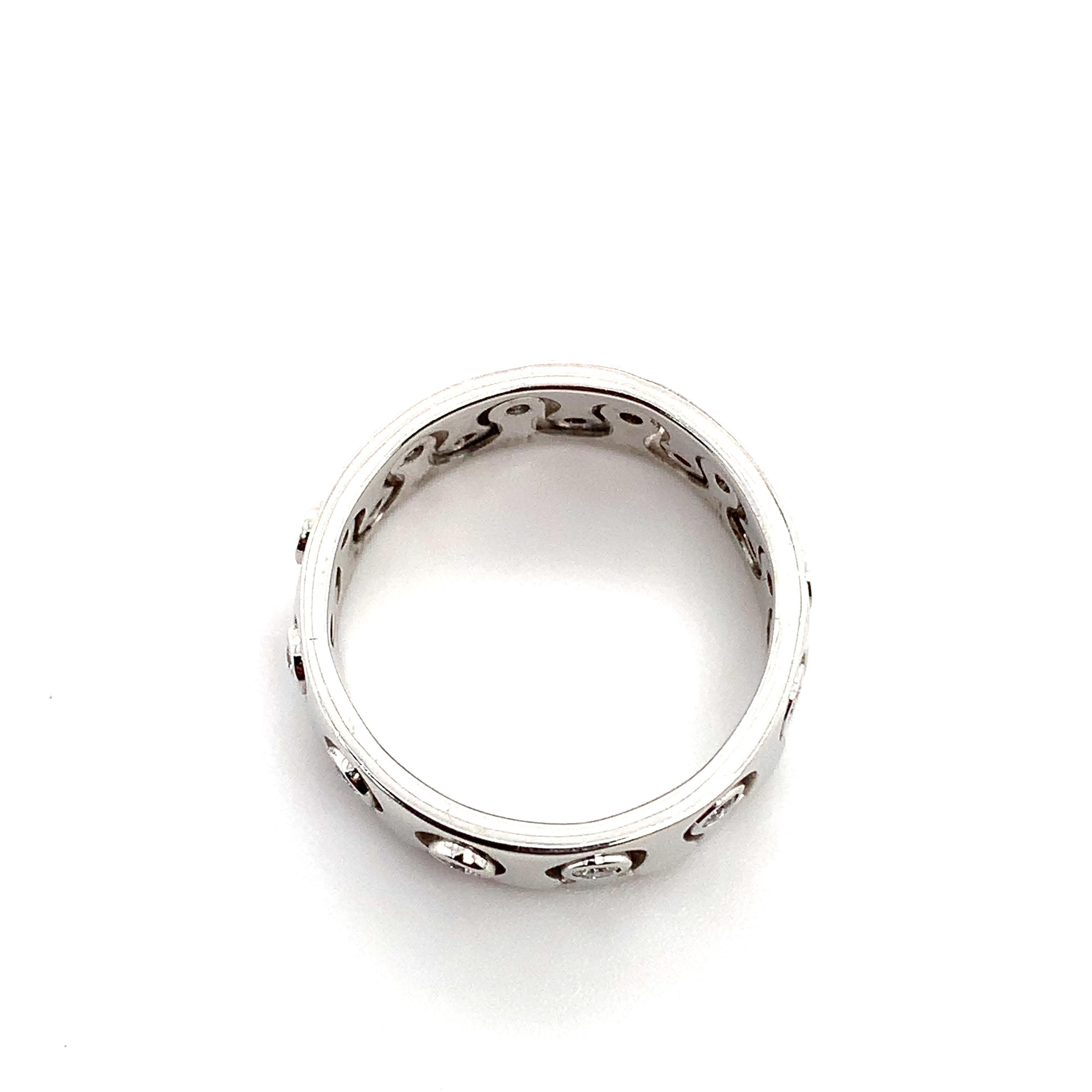 Bague de mariée unisexe art déco large et massive en diamants blancs 18 carats Unisexe en vente