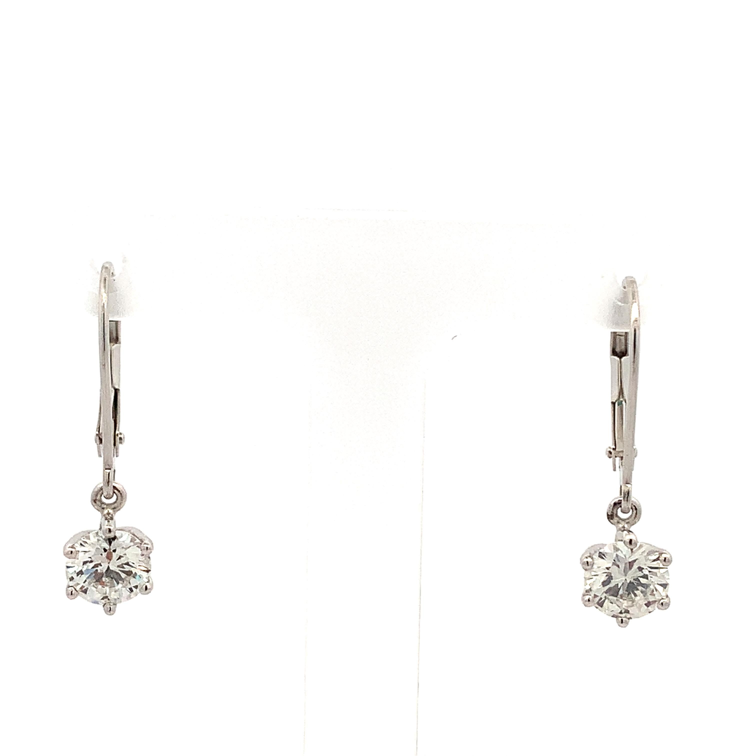 Orecchini a goccia con diamanti art deco in oro bianco 18 carati in vendita 1