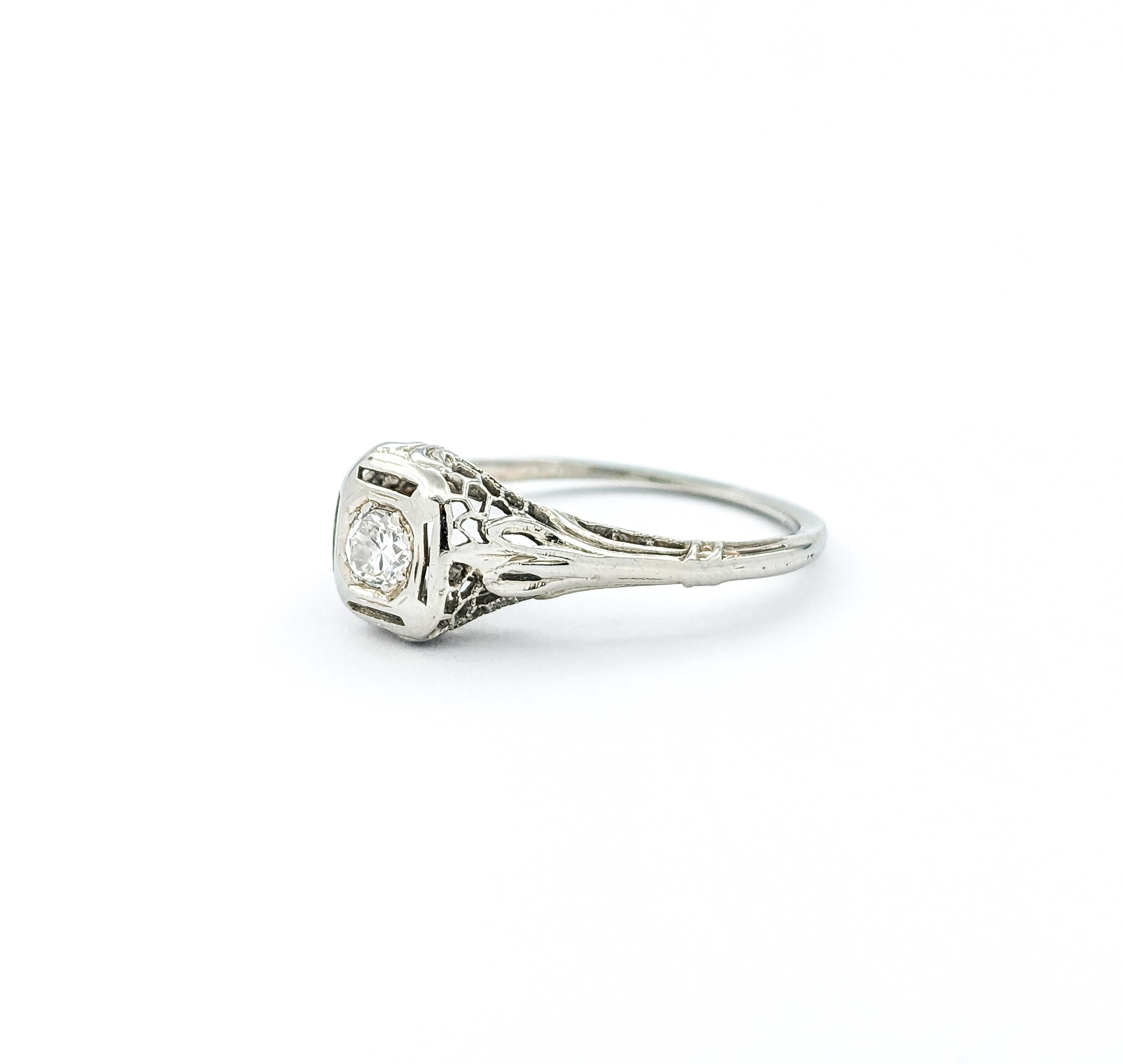 Diamond Art Deco Filigree Ring In White Gold For Sale 4