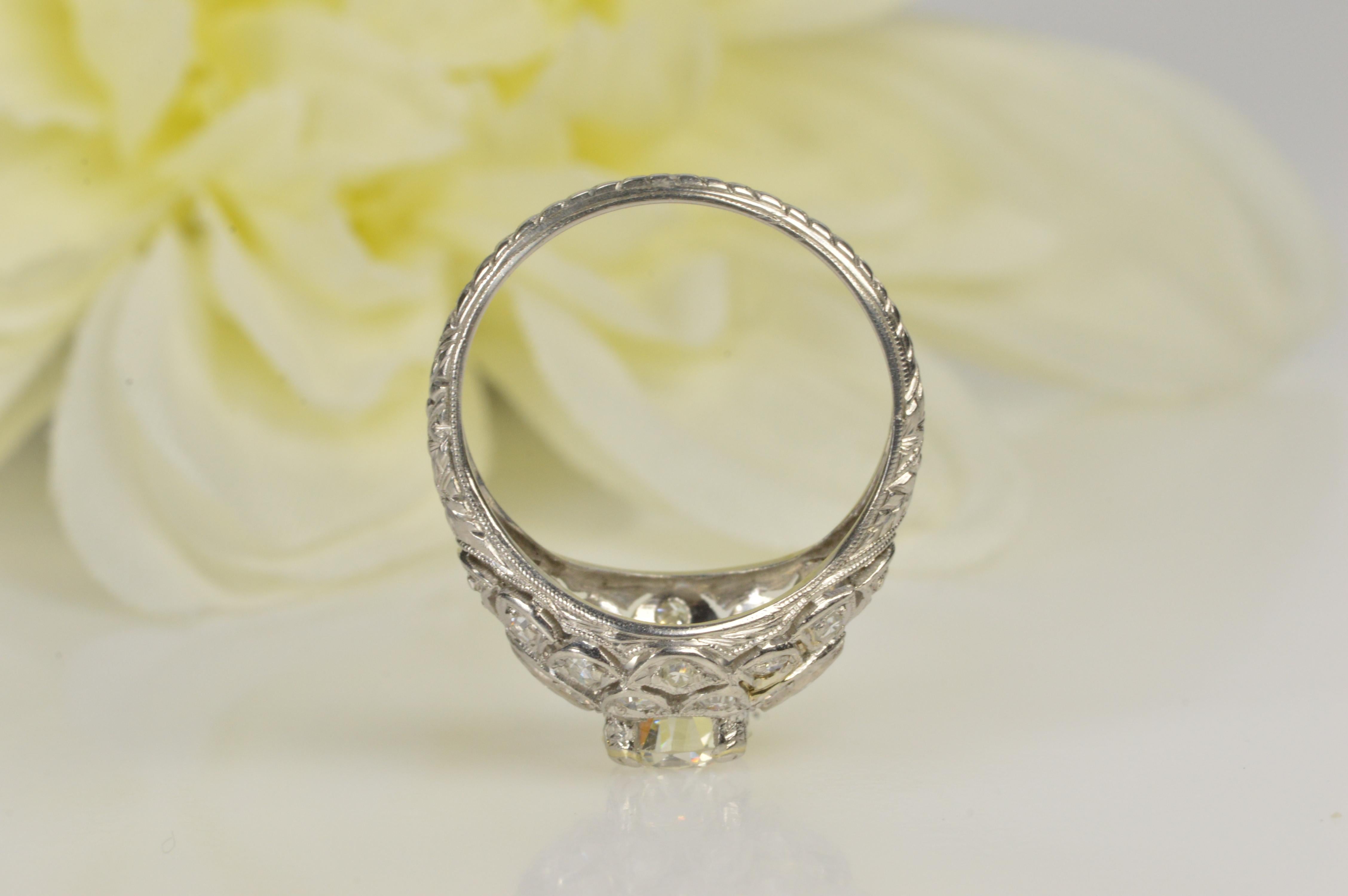 Round Cut Diamond Art Deco Platinum Engagement Ring For Sale