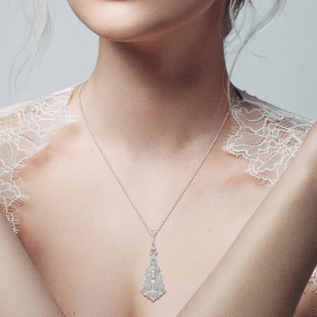 Diamond Art Deco Style 14K White Gold Chandelier Motif Pendant Necklace For Sale 1