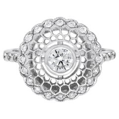 Anello con diamante in filigrana in stile Art Deco in oro bianco 18 carati
