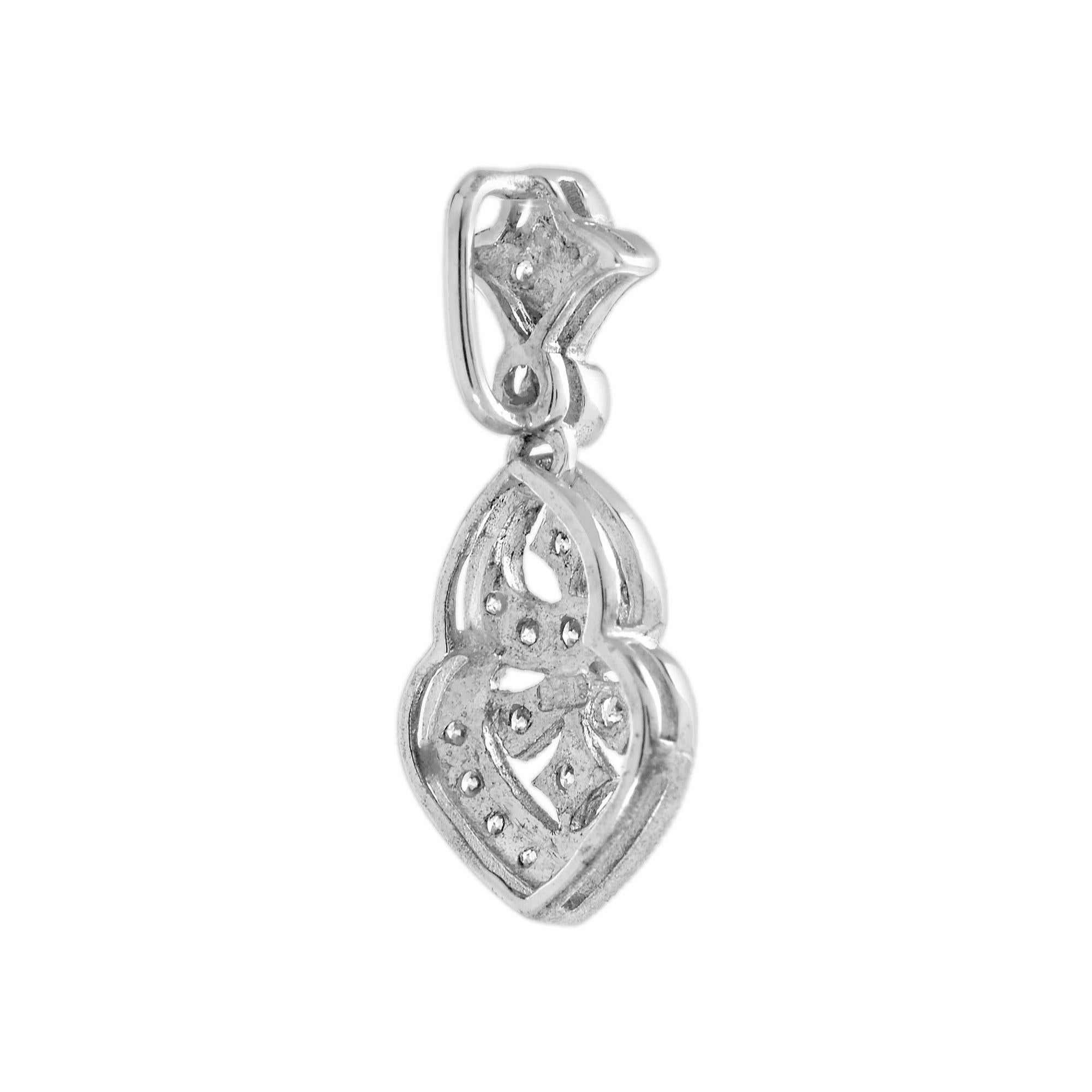 Diamond Art Deco Style Lilly Pendant in 14K White Gold In New Condition For Sale In Bangkok, TH
