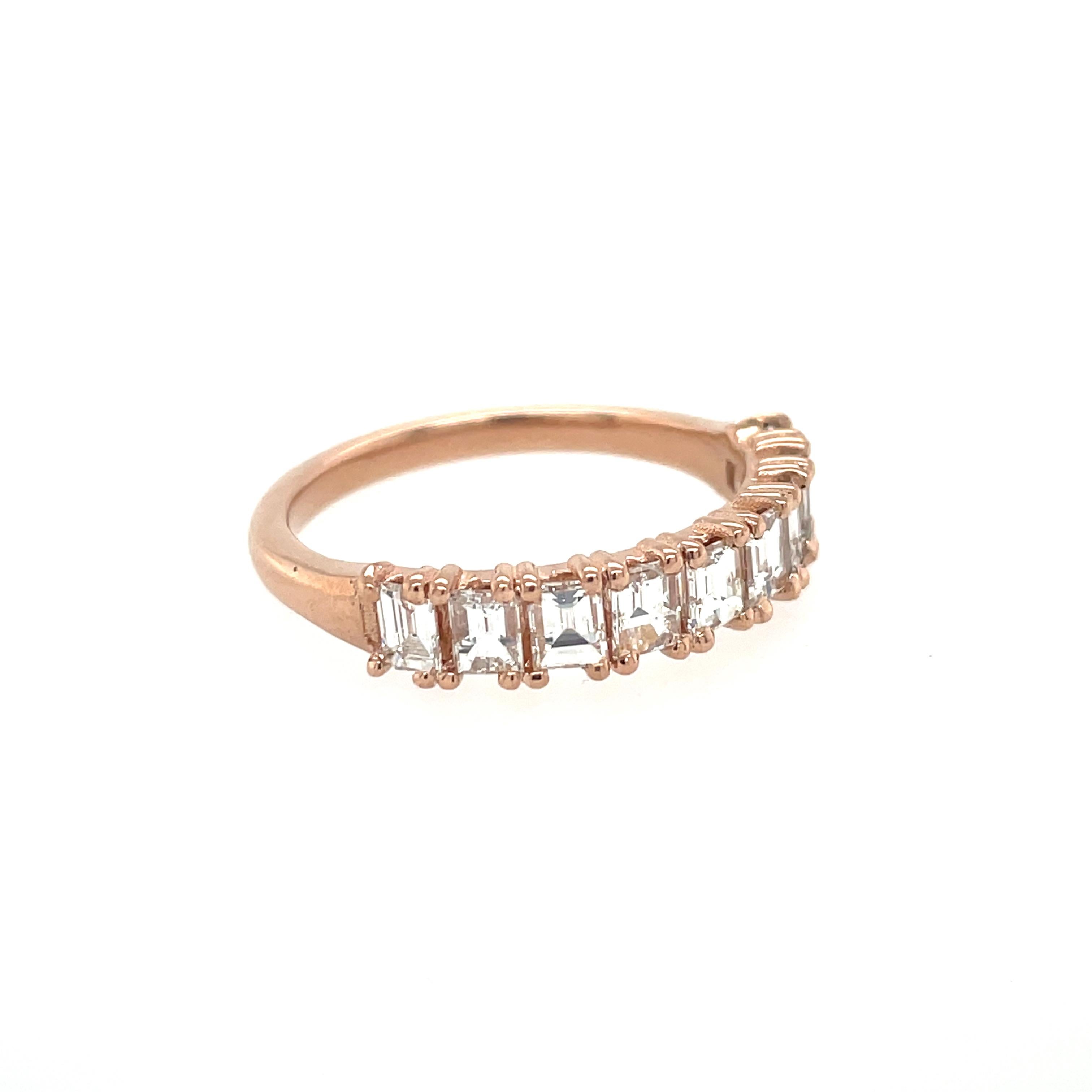 Contemporain Bague en or rose avec diamants baguettes 1,30 carat en vente