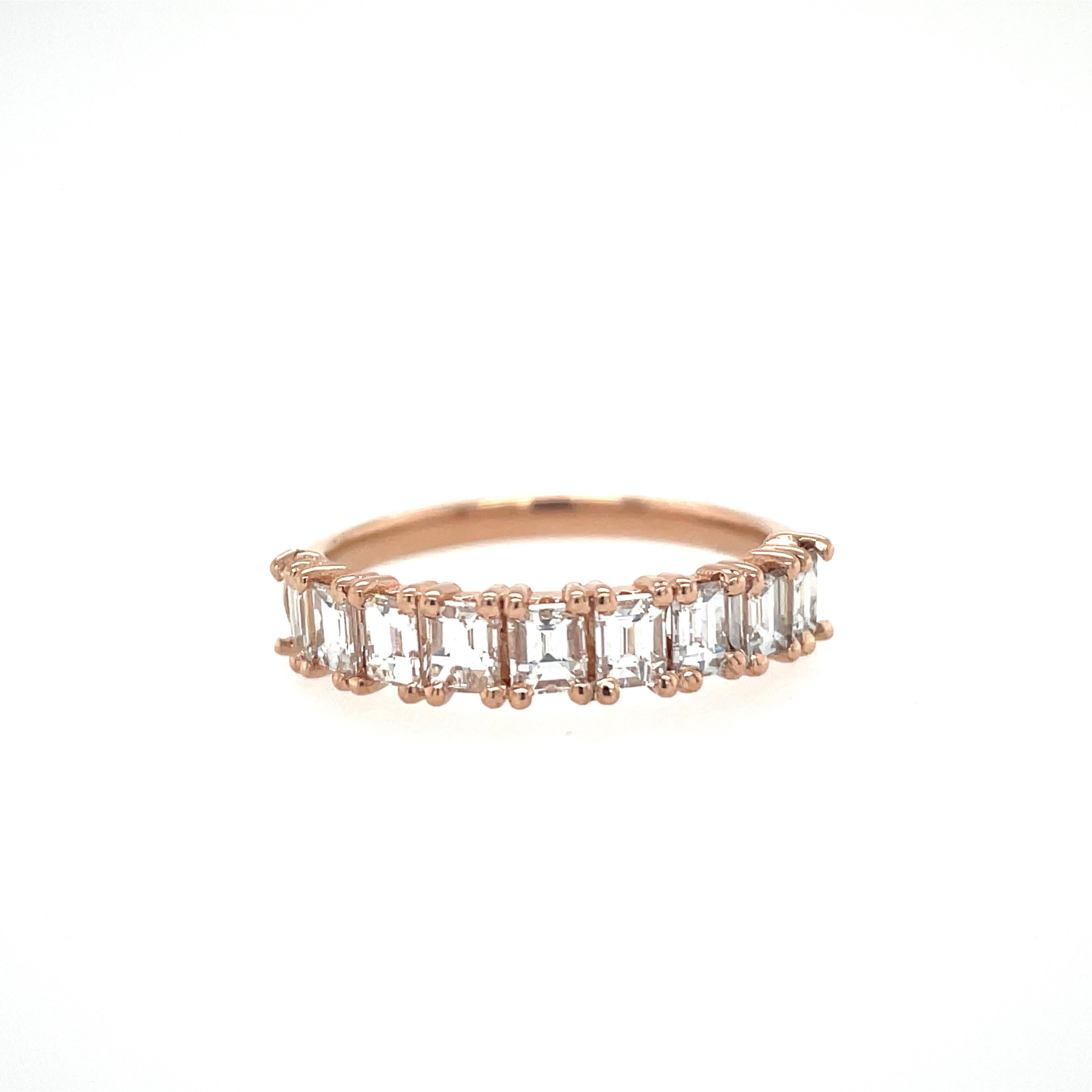 Taille baguette Bague en or rose avec diamants baguettes 1,30 carat en vente