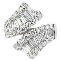 Maurice Fine Jewelry - Anillo Bypass Baguette de Diamantes