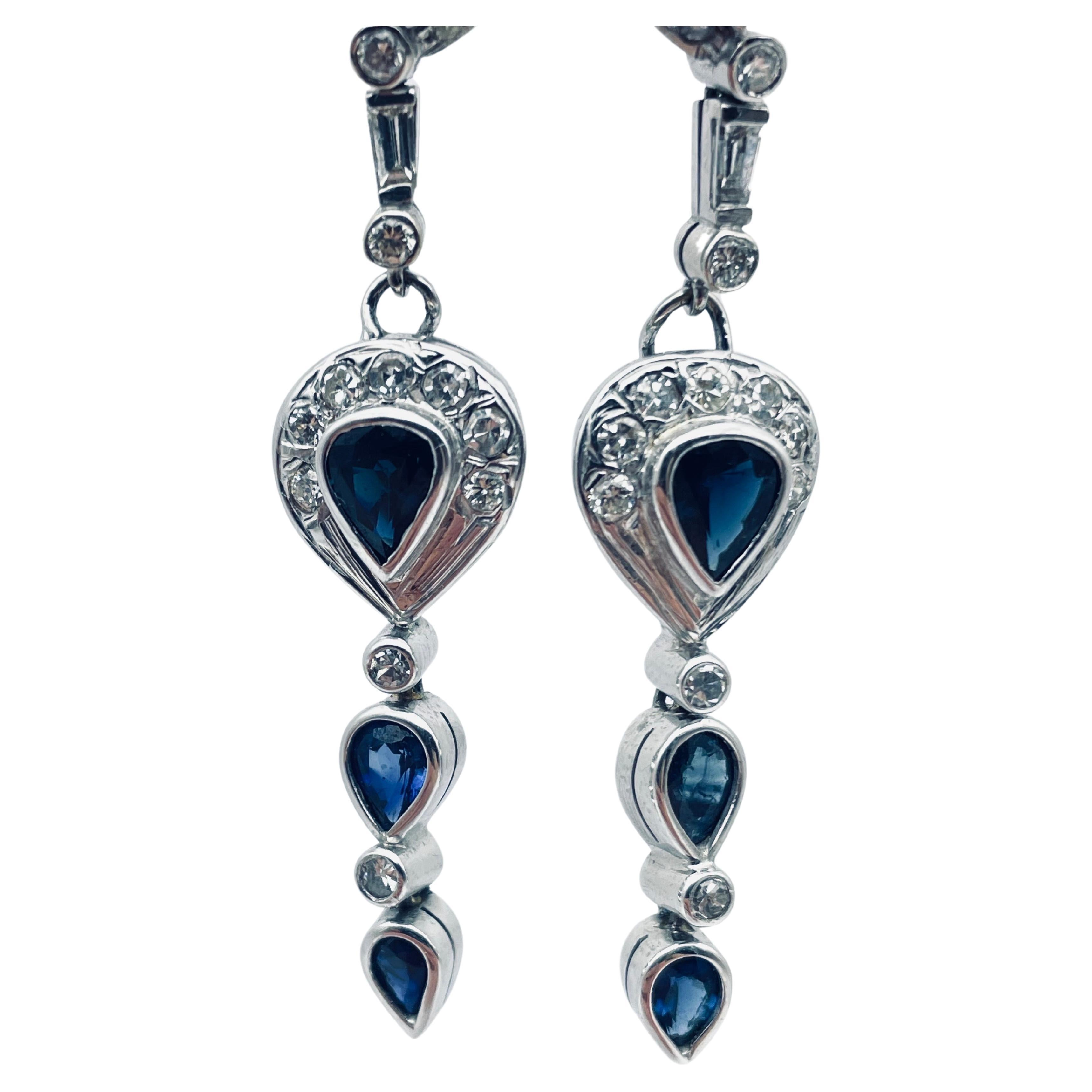 Vintage Diamond drop earrings with sapphire in 18k white gold In Good Condition In Berlin, BE