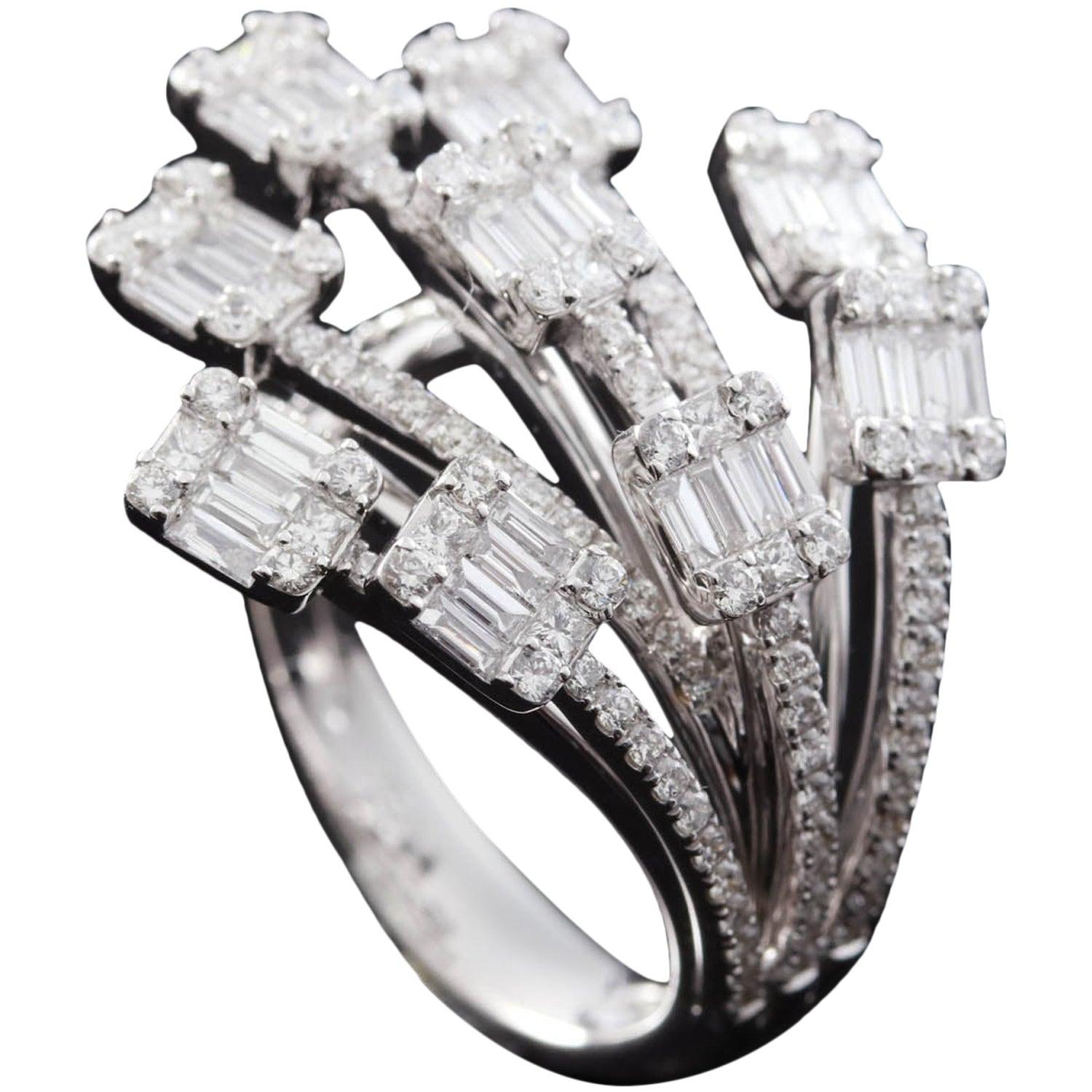 For Sale:  Diamond Baguette Illusion Fashion Ring 18 Karat Gold