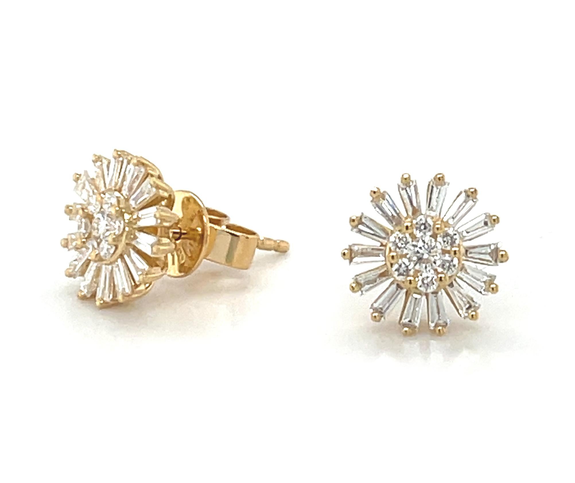 Orecchini a girasole con diamante Baguette in oro giallo 18k, 0,67 carati totali in vendita 3