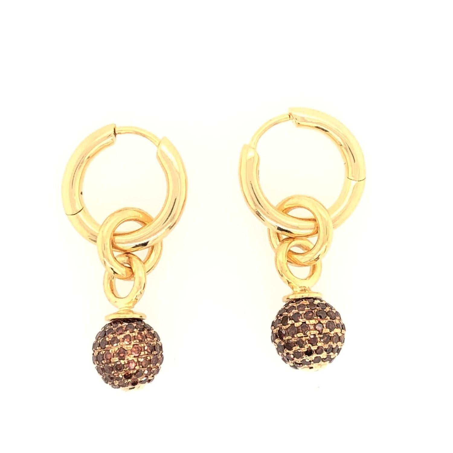 Round Cut Diamond Ball Drop Earrrings Made in 18k Gold For Sale