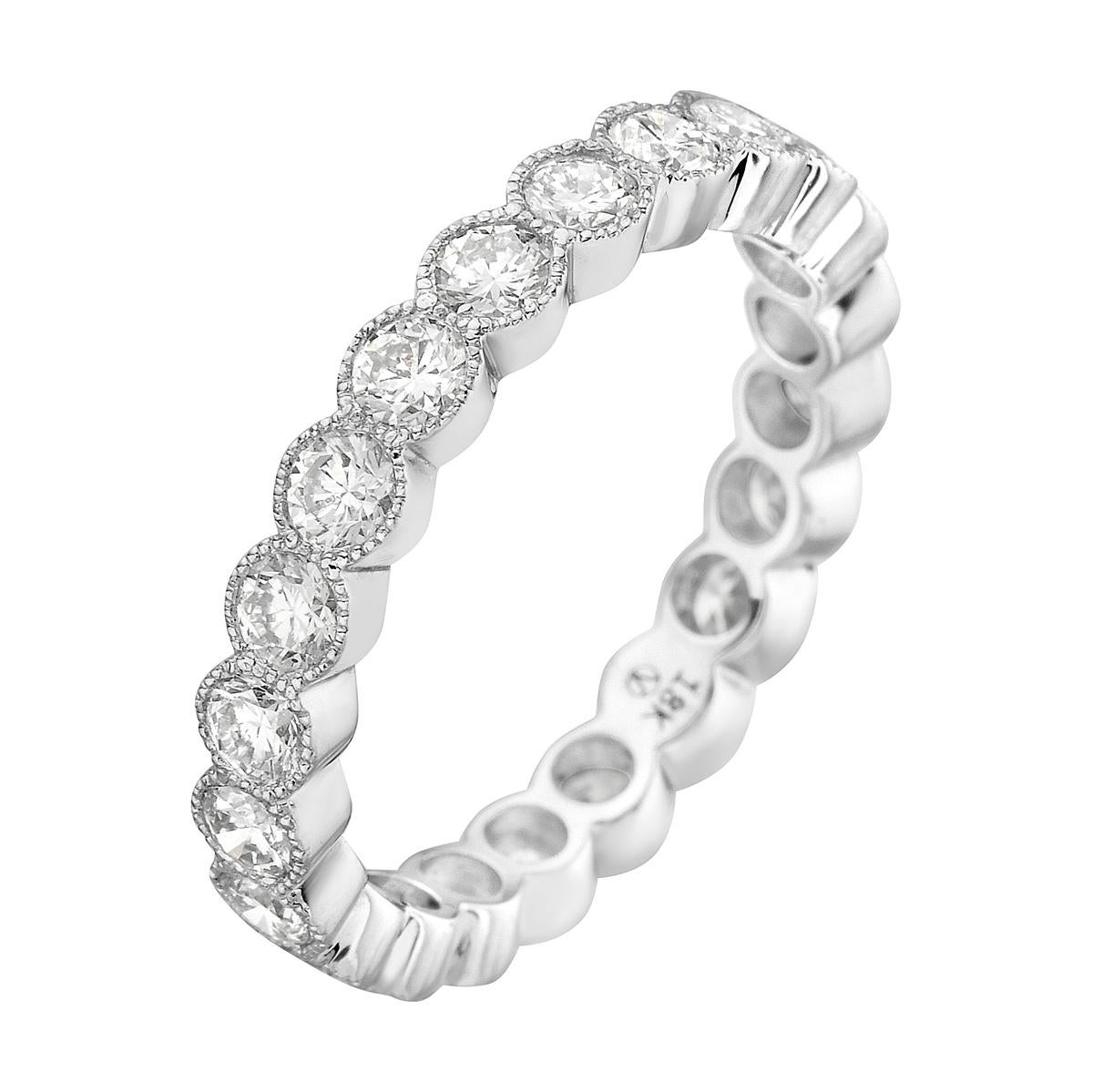 Bei diesem exquisiten Diamantband stehen Stil und Glamour im Vordergrund. Dieses 18-karätige Diamantband ist aus 2,2 Gramm Gold gefertigt. Dieser Ring ist mit Diamanten der Farbe VS2, G geschmückt, die aus 22 Diamanten von insgesamt 1,89 Karat