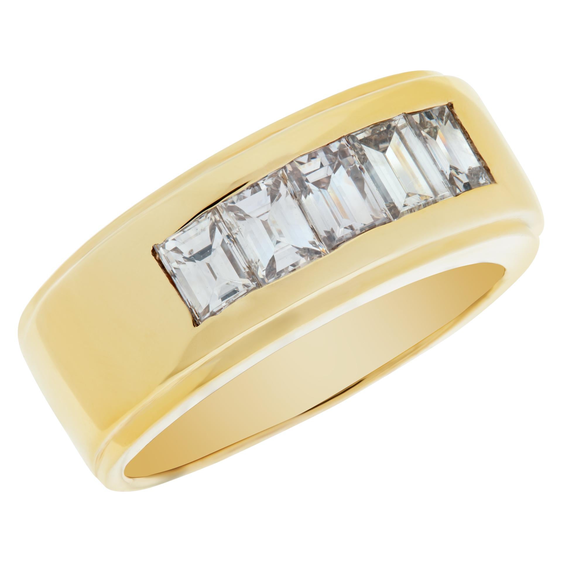 Diamond Band in 14k Yellow or White Gold. 0.50 Carats in Diamonds In Excellent Condition For Sale In Surfside, FL