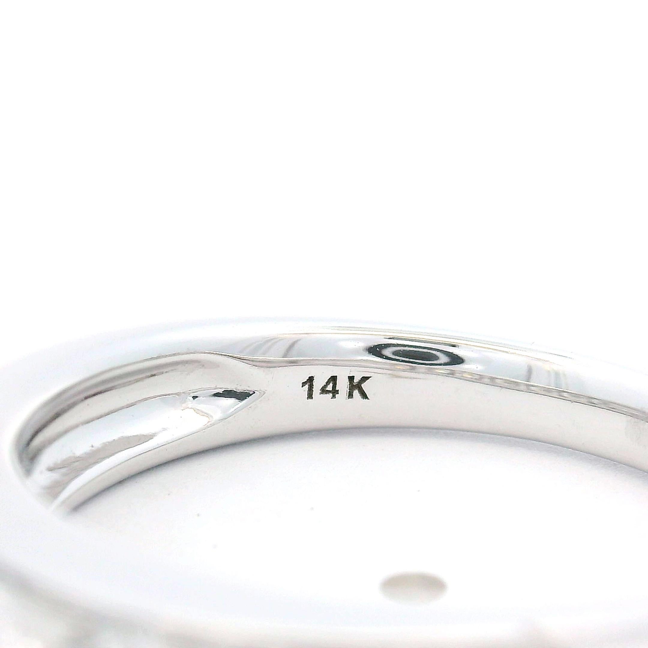 Diamond Band Ring 0.88 Carats in 14K White Gold, Size 7 In condizioni Nuovo in vendita a New York, NY