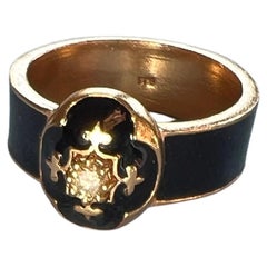 Anello a fascia con diamante nero