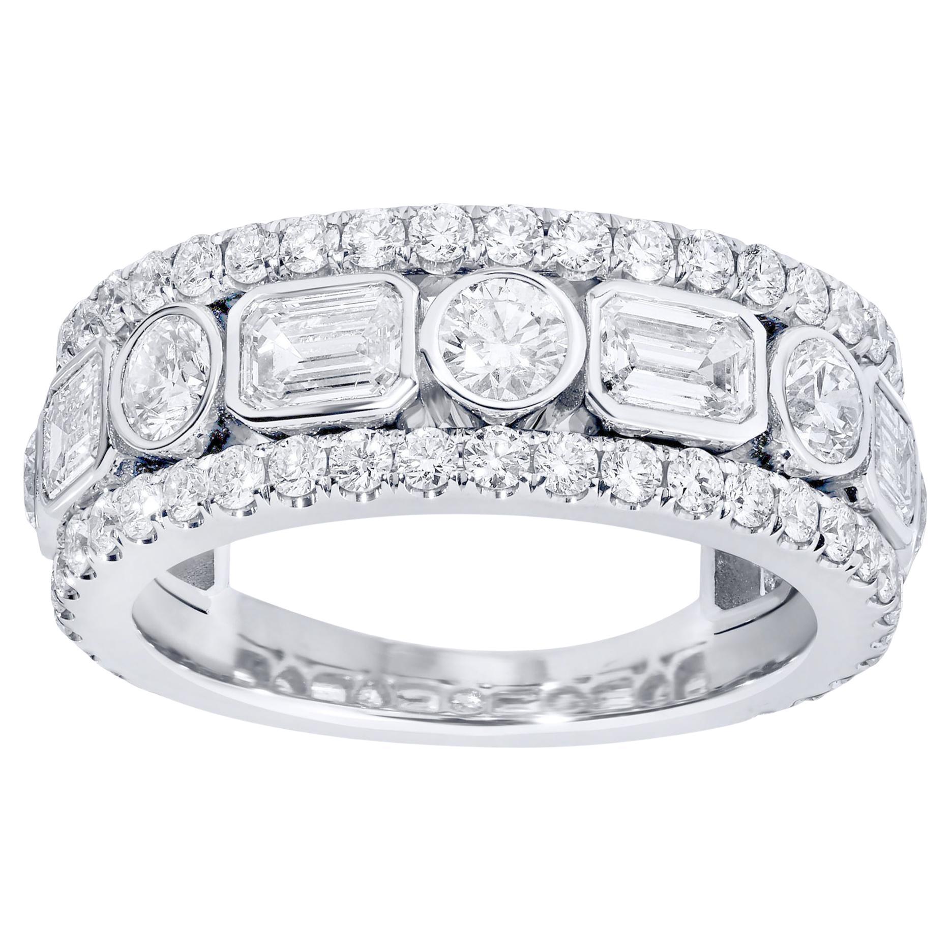 Diamond Band Ring Emerald and Round Cut 3.1 Carats Total 18K White Gold