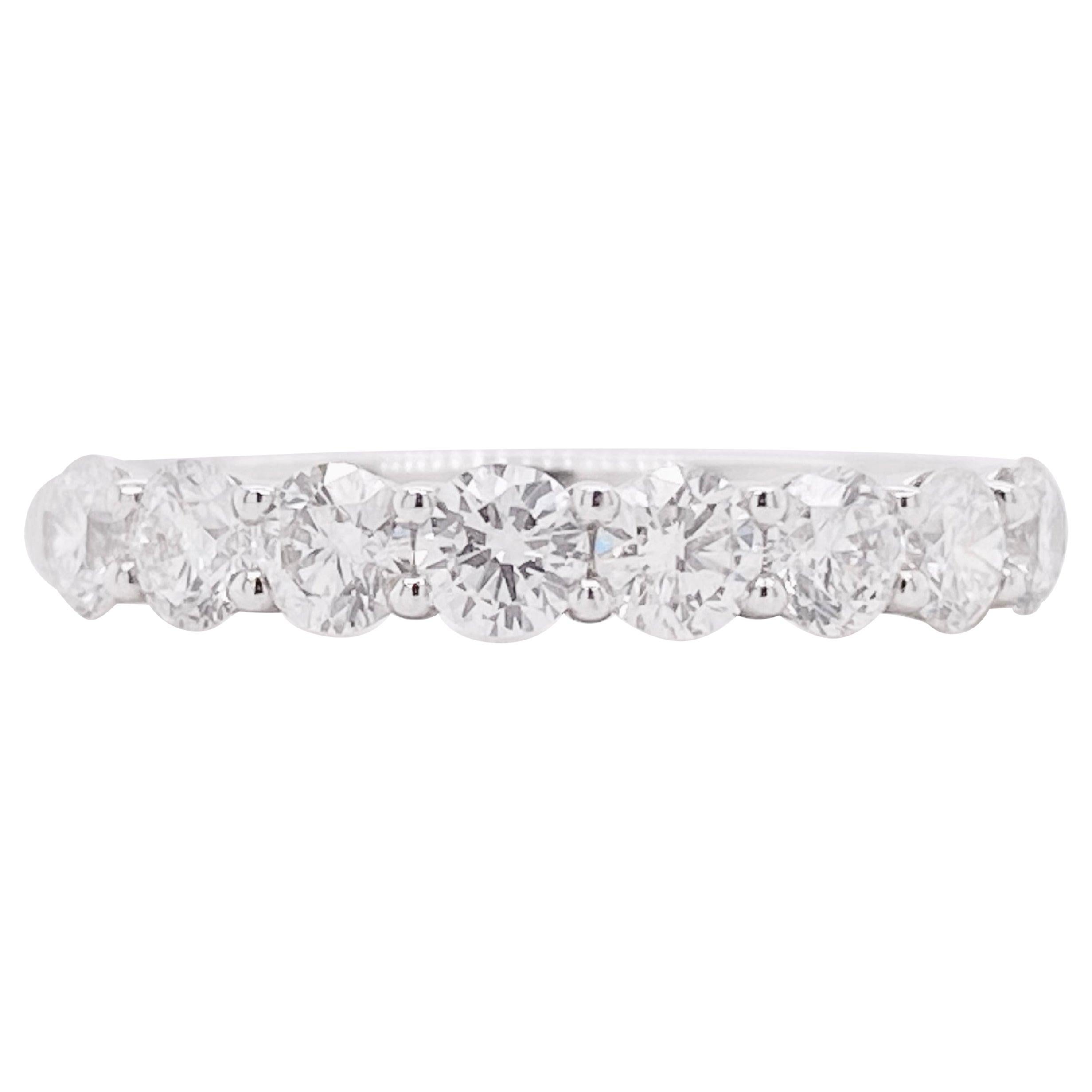 En vente :  Anneau d'éternité en or blanc 18 carats avec diamants de 1,00 carat, demi-anneau