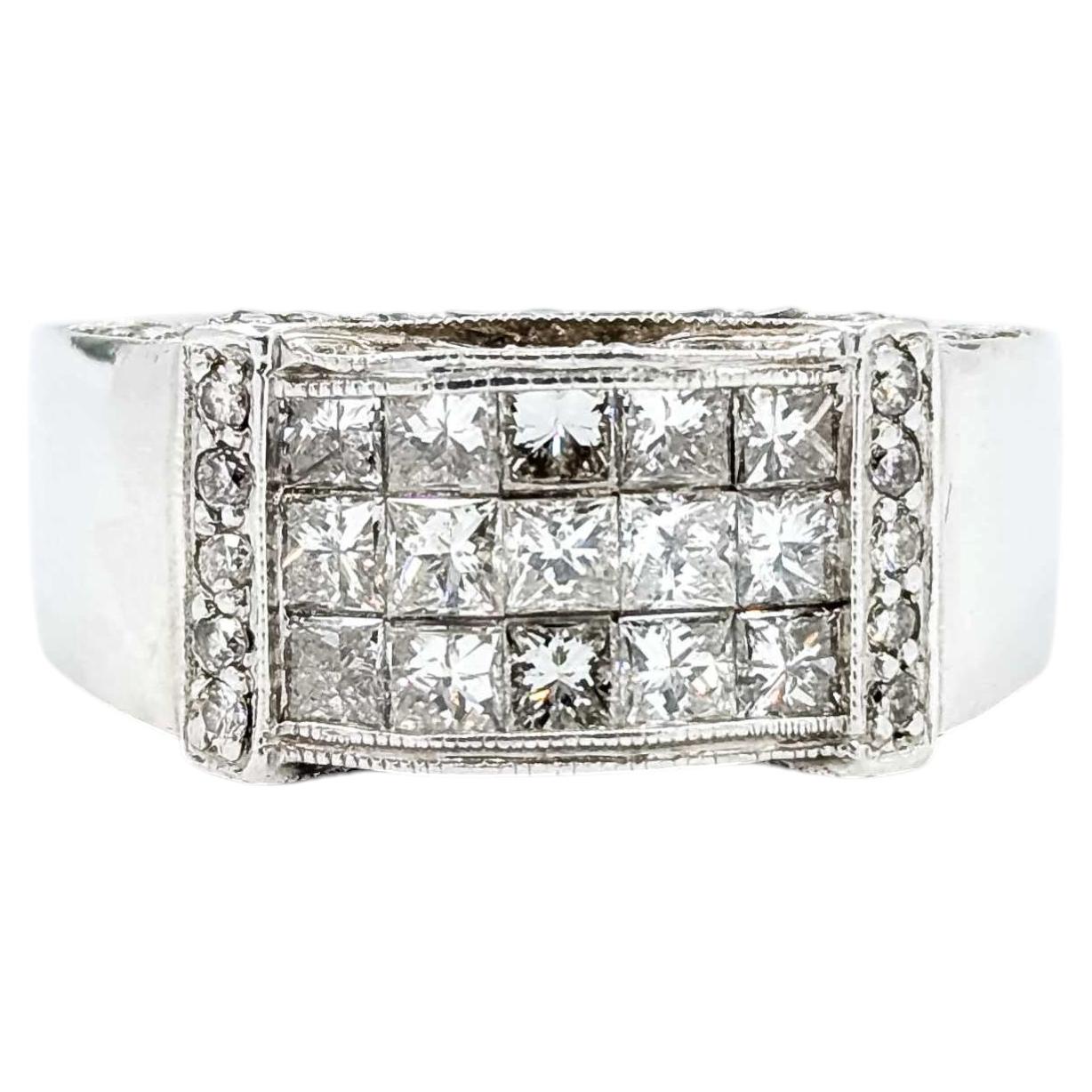 Bague à bande sertie de diamants en or blanc 18 carats