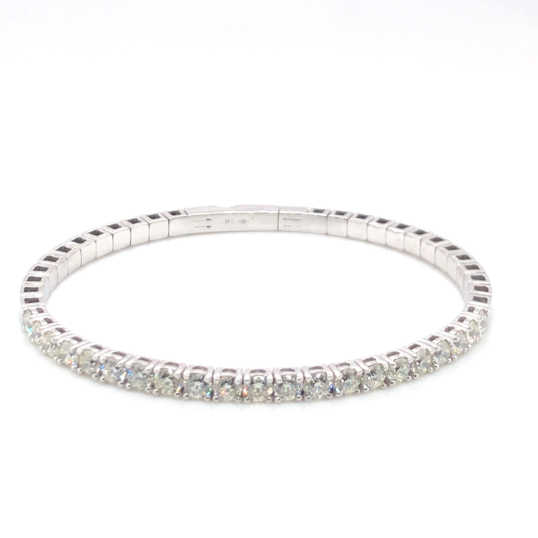 Diamond 3.95ctw 14K White Gold Bangle Bracelet