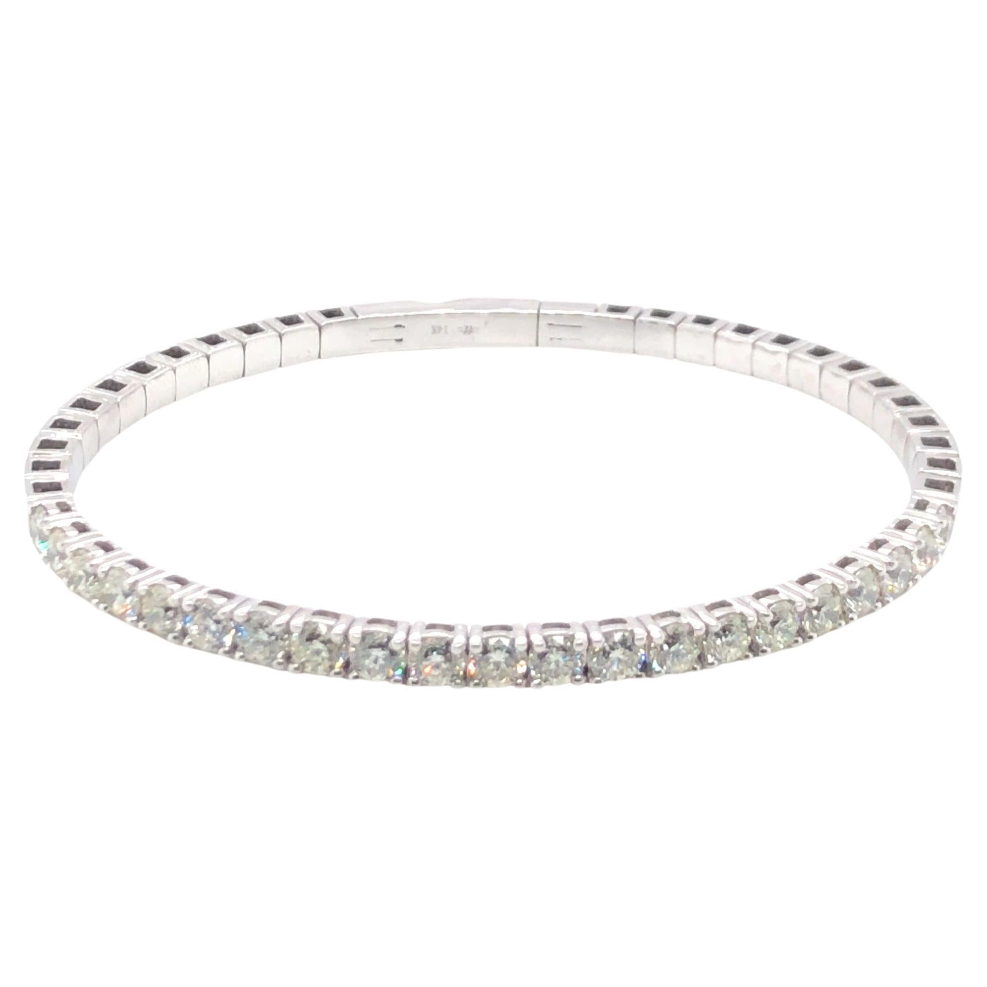 Diamond Bangle Bracelet 14k White Gold For Sale