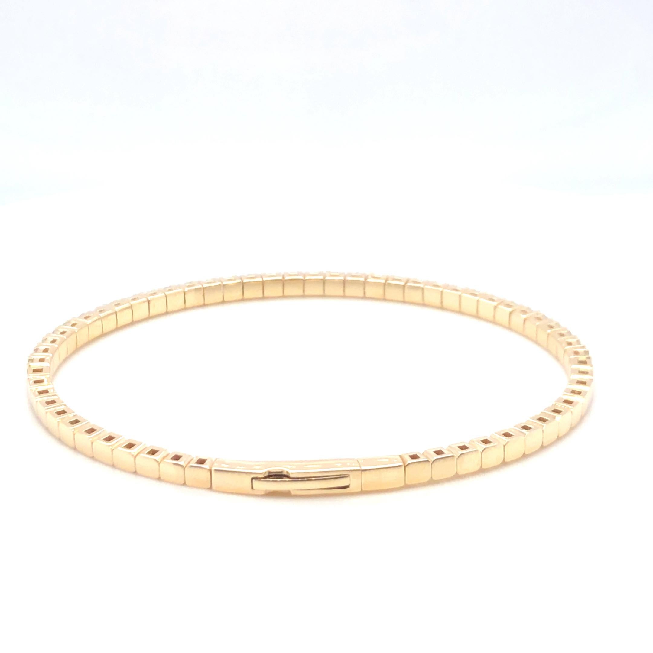 Diamond Bangle Bracelet 14K Yellow Gold In New Condition In Dallas, TX