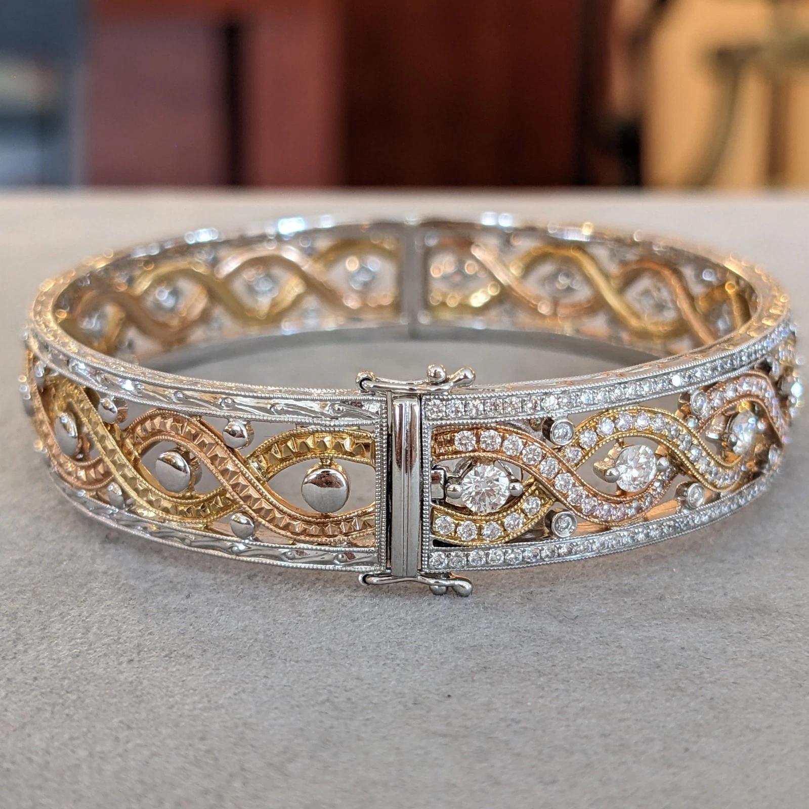 Diamond Bangle Bracelet 3.00 cttw by Supreme in 18k Tricolor Gold Damen im Angebot
