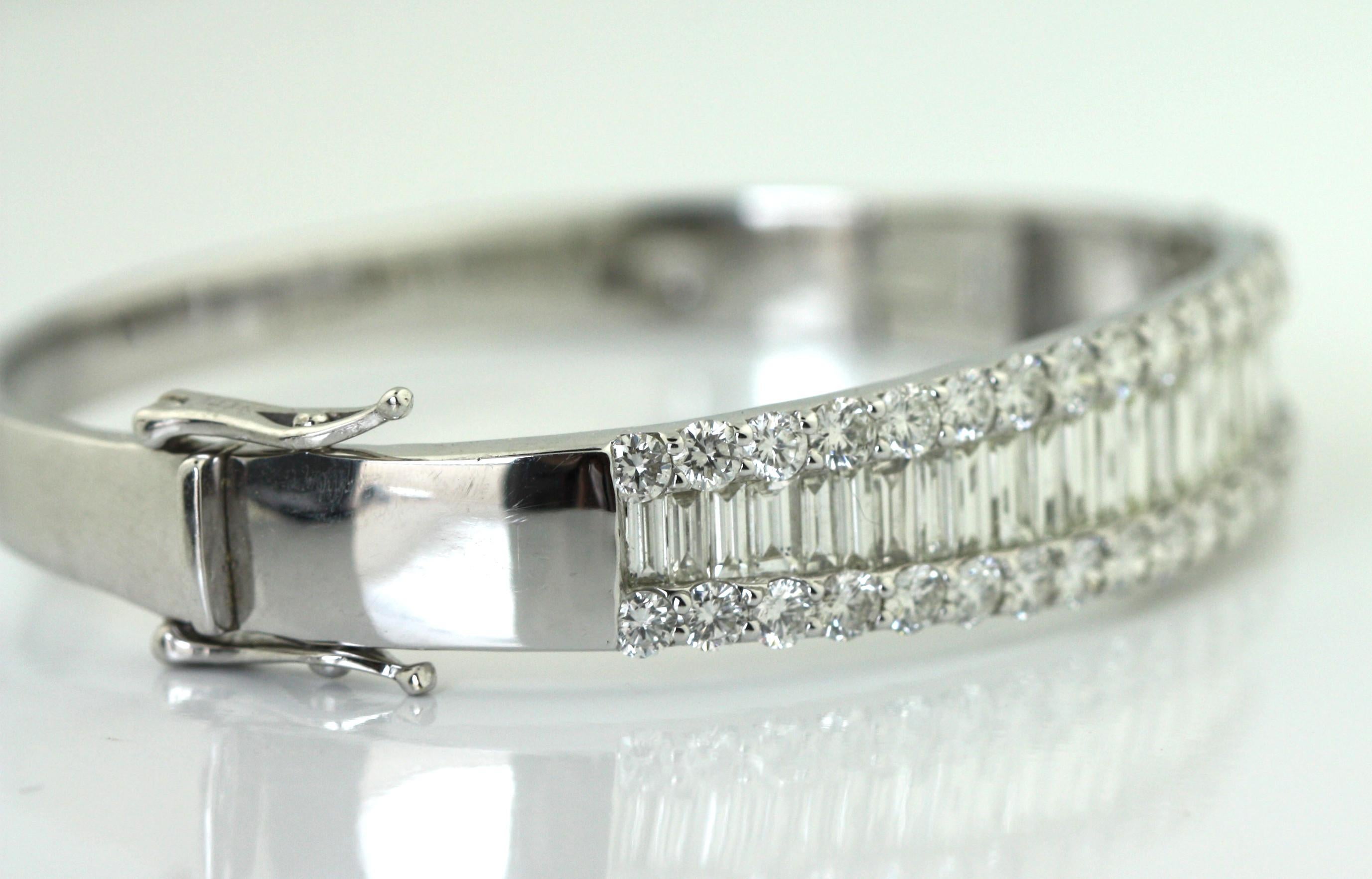 Women's or Men's Diamond Bangle Bracelet