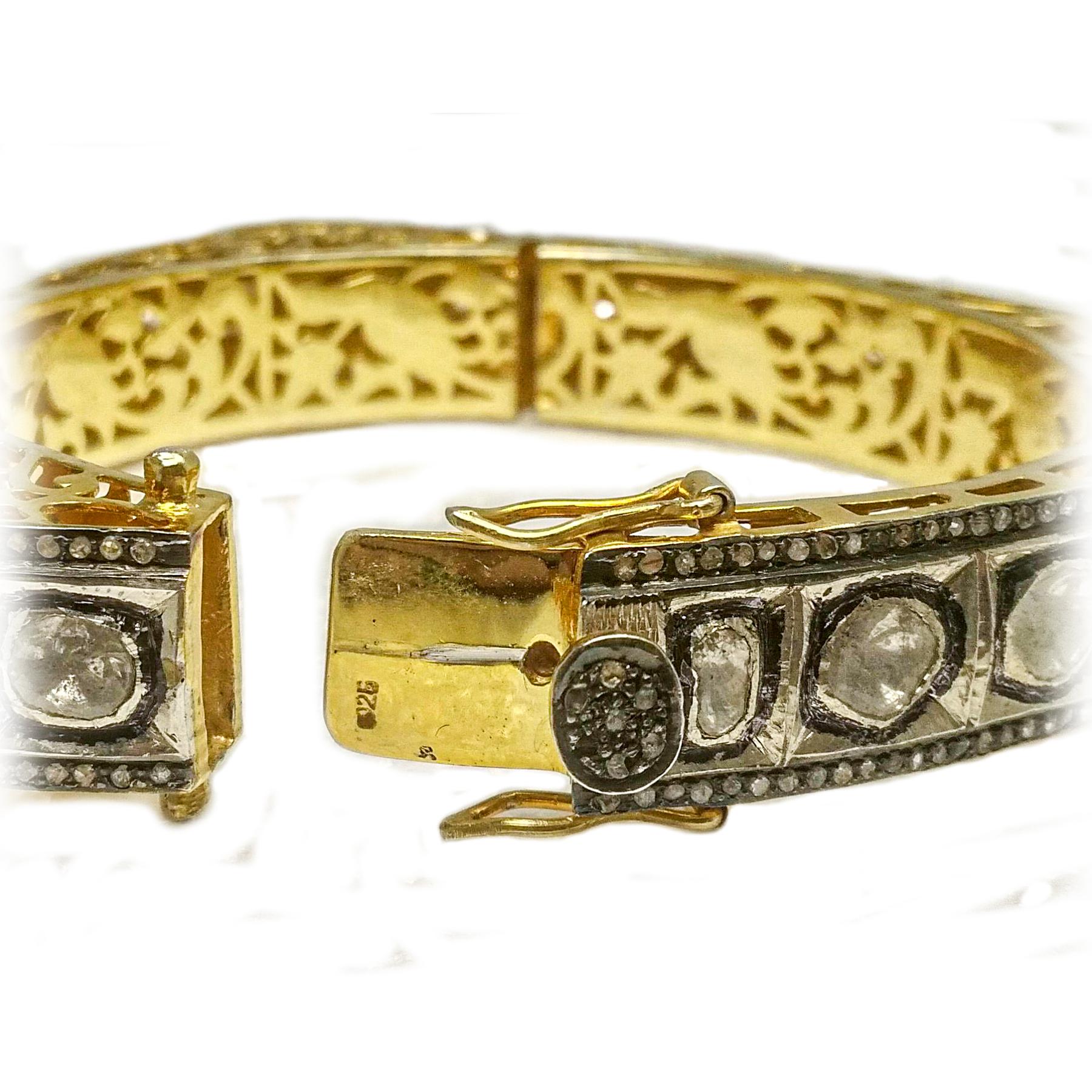 Women's or Men's 8.50 Carats Fancy Cut Diamond Mughal Style Bangle Bracelet
