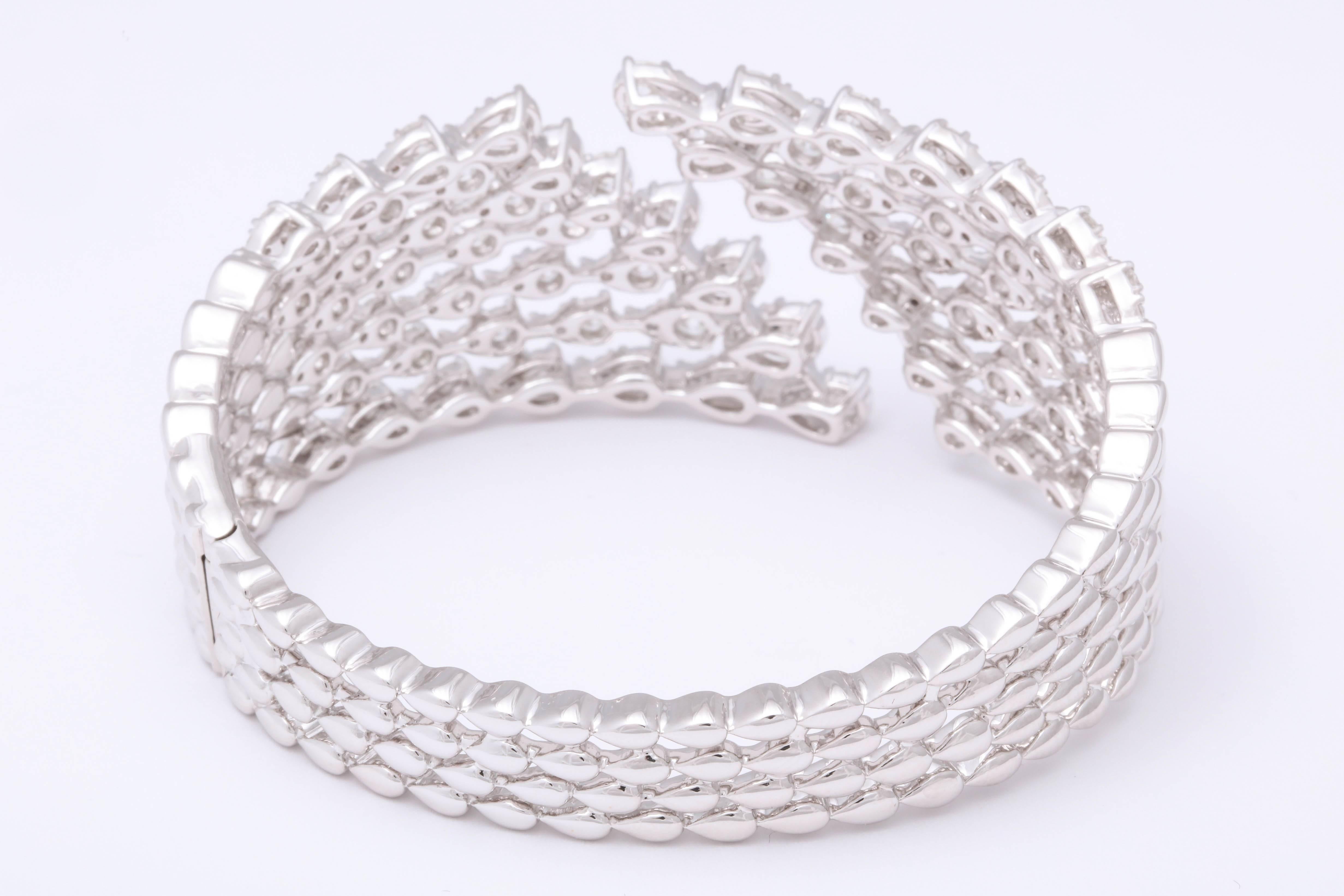 Diamond Bangle Cuff Bracelet In New Condition In New York, NY