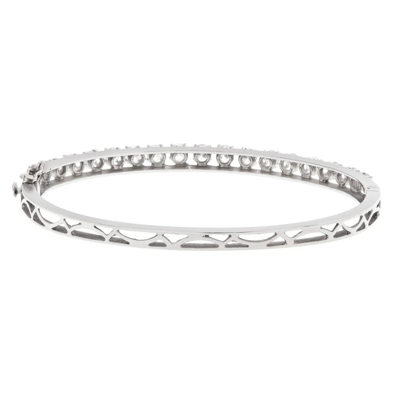 Diamond bangle in 14k white gold For Sale at 1stDibs