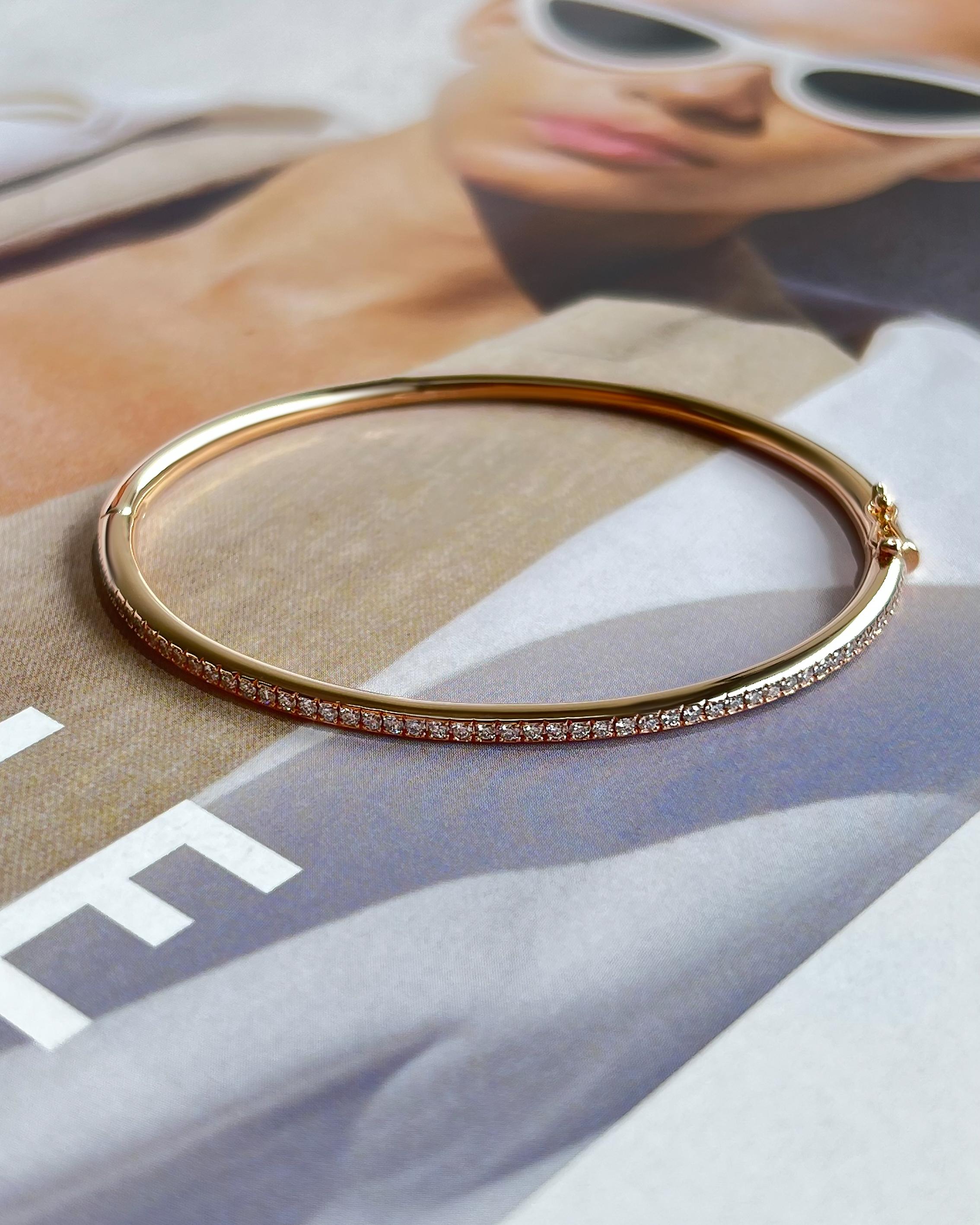 Moderno Bangle con diamanti in oro rosa 18 carati in vendita