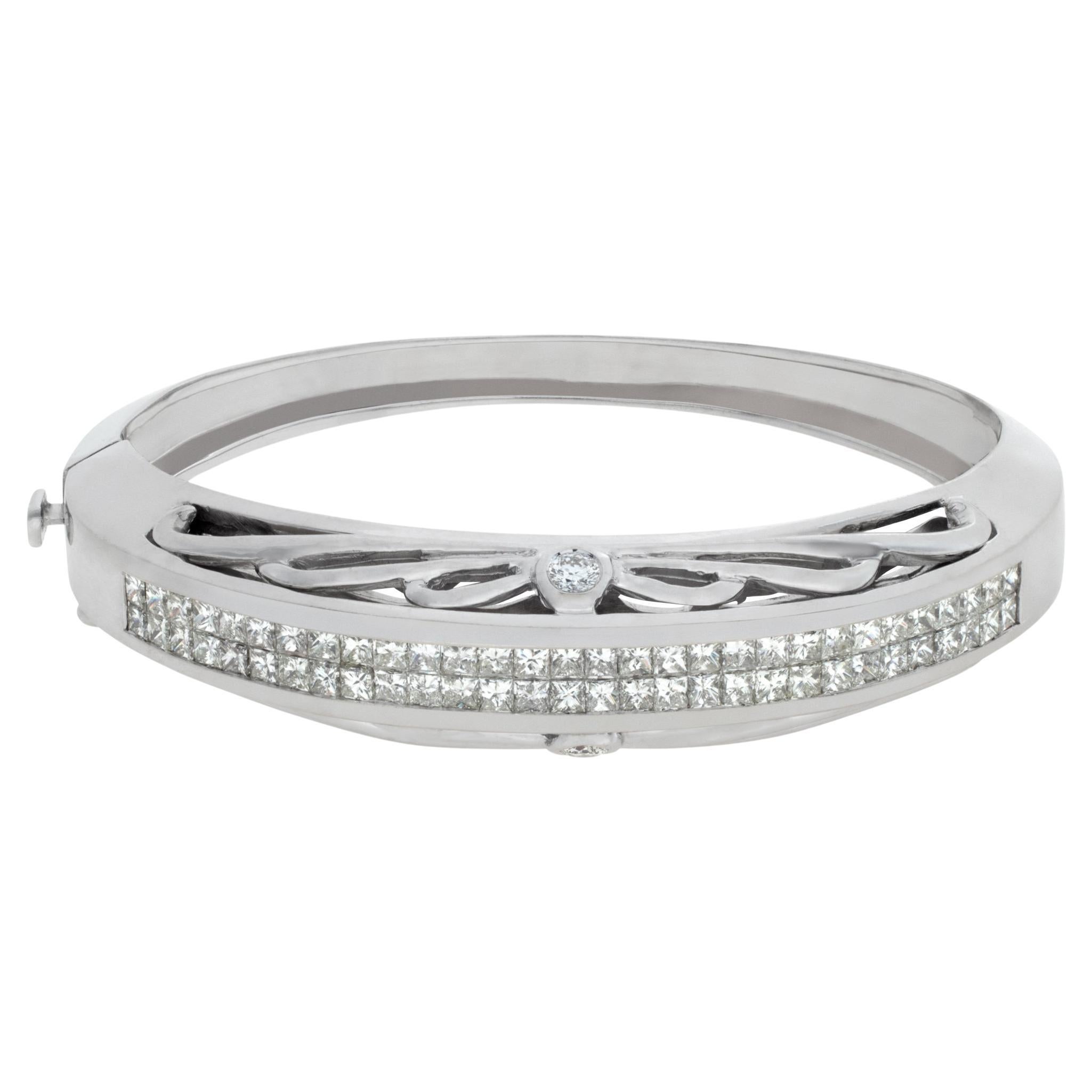 Diamond Bangle in 18k White Gold, over 3 Carats H Color VS Clarity Princess Cut For Sale