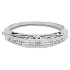 Bracelet jonc princesse en or blanc 18 carats avec diamants de plus de 3 carats de couleur H et de pureté VS