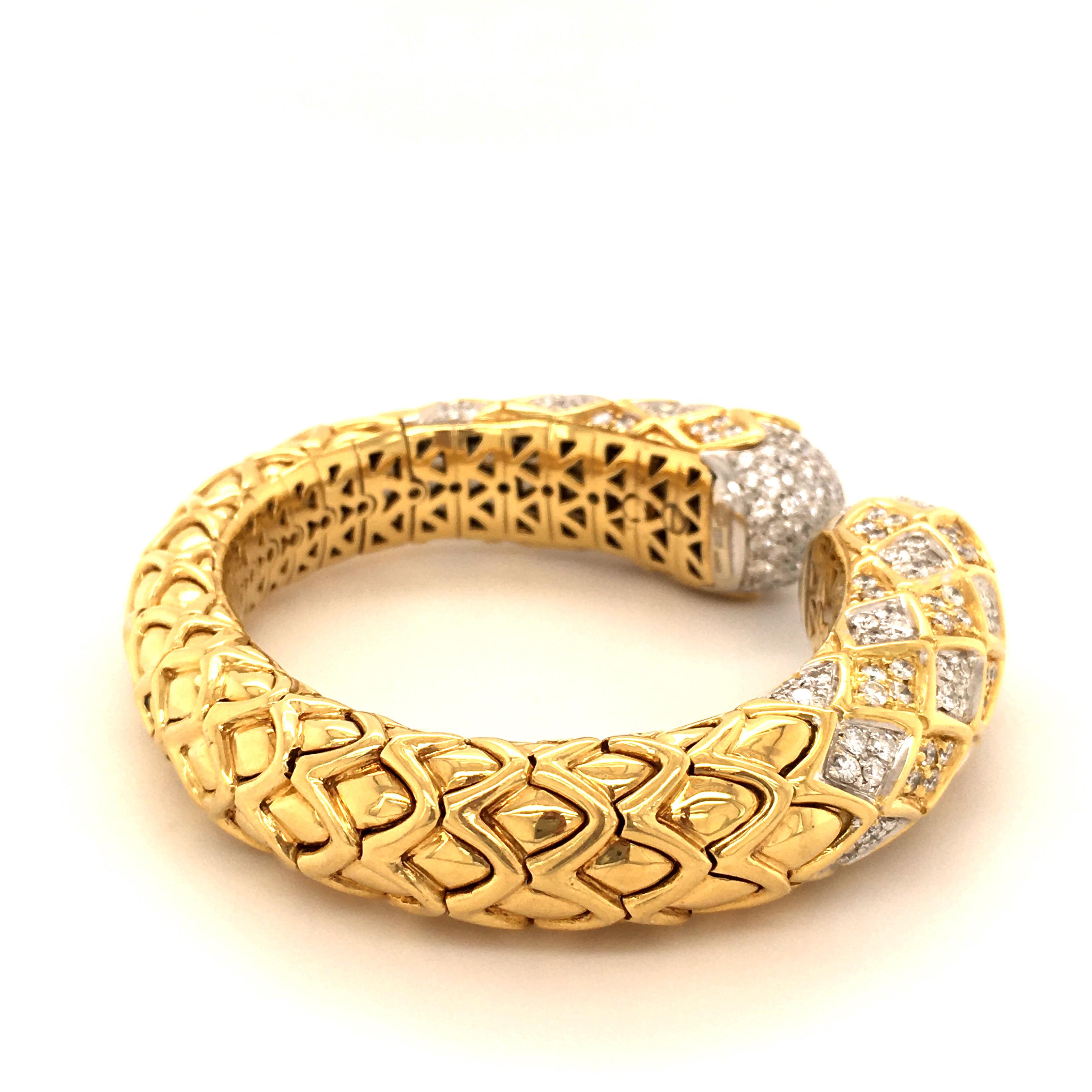 Diamond Bangle in White and Yellow Gold 18 Karat 5