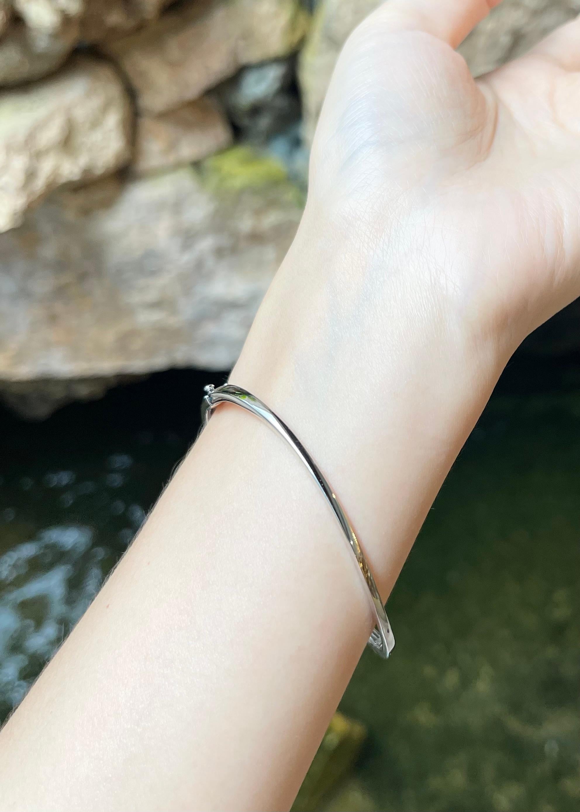 Taille brillant Bracelet en or blanc 18 carats serti de diamants en vente