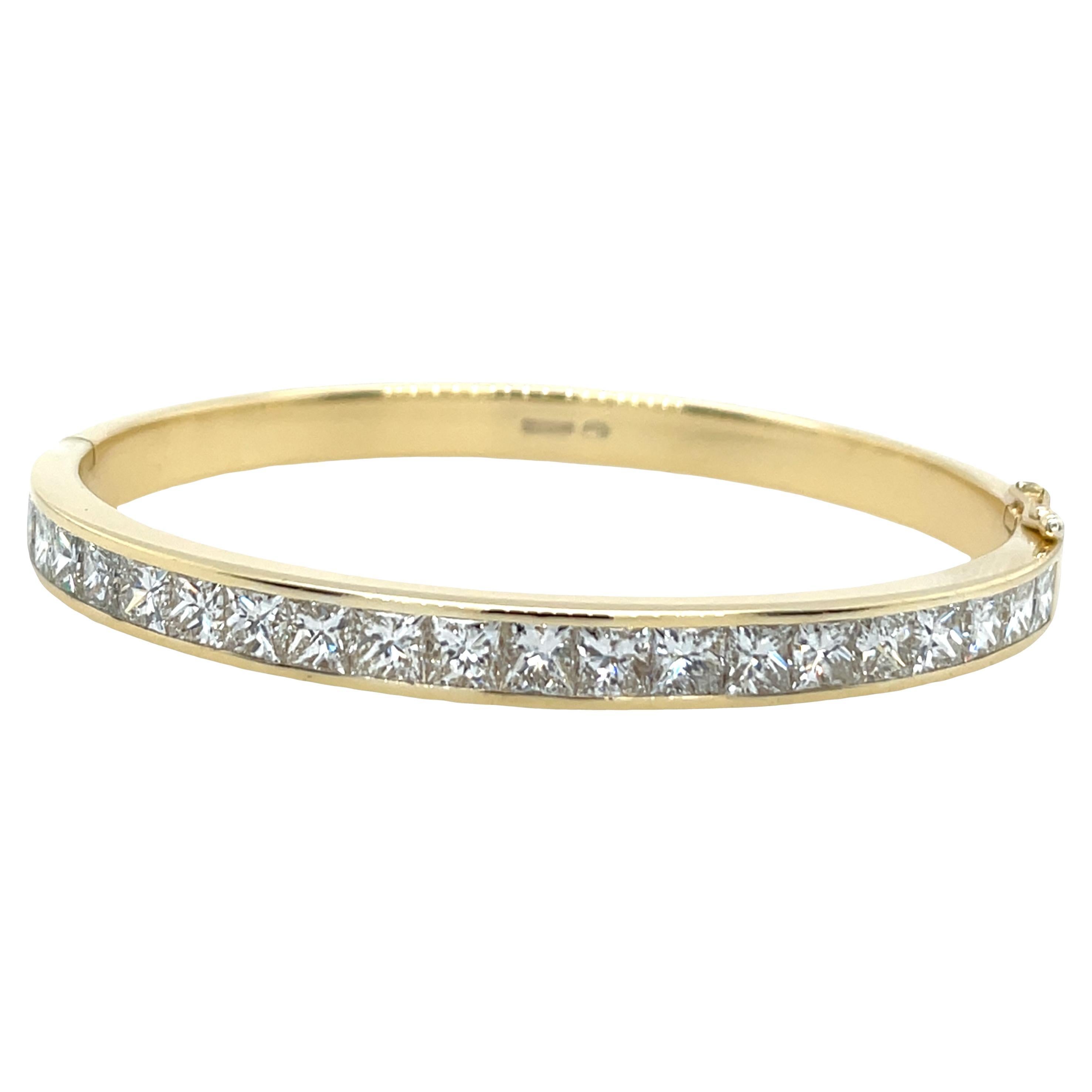 Bracelet en or jaune 18 carats serti de diamants de taille princesse de 8,0 carats naturels