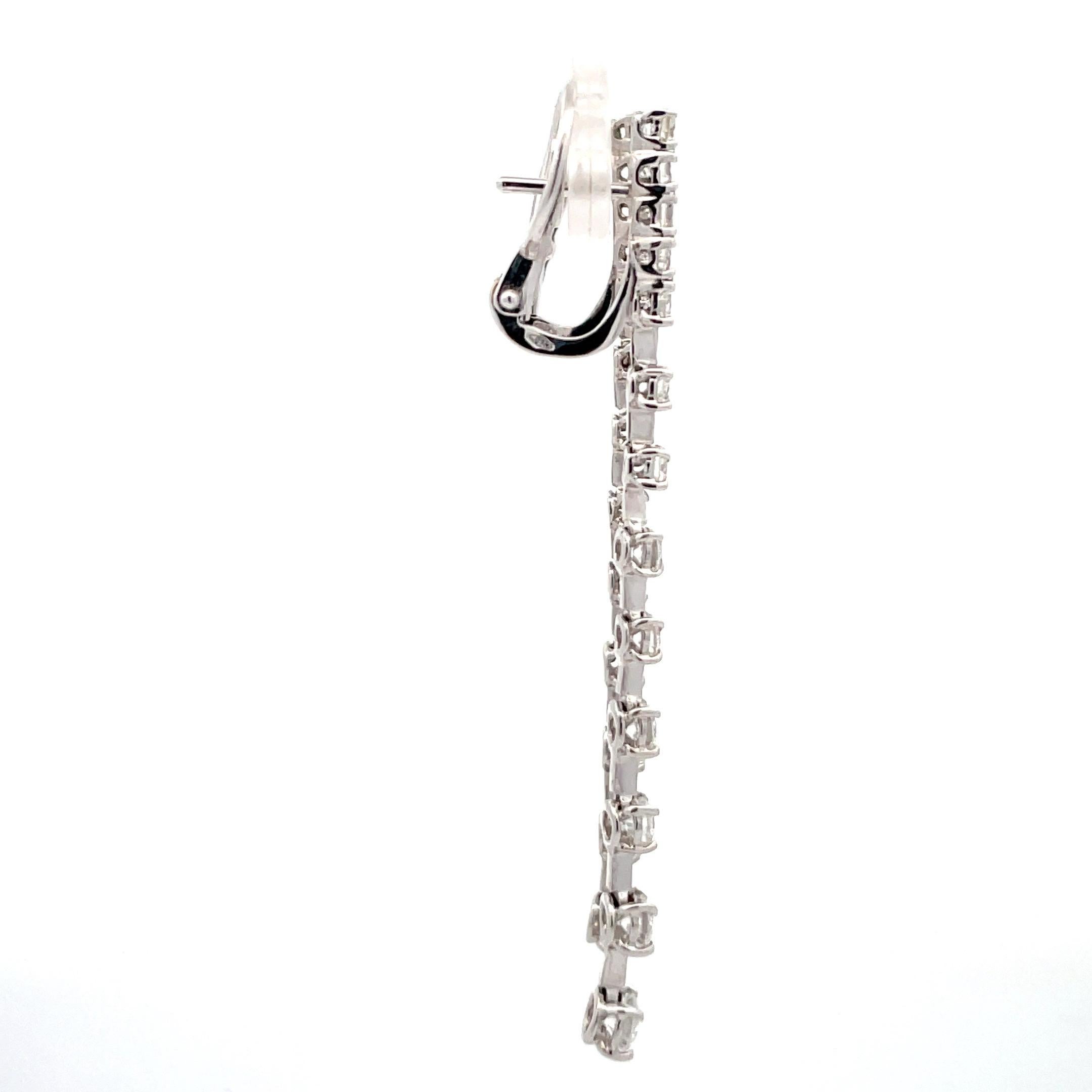 Contemporary Diamond Bar Dangle Drop Earrings 2.11 Carats 18 Karat White Gold  For Sale