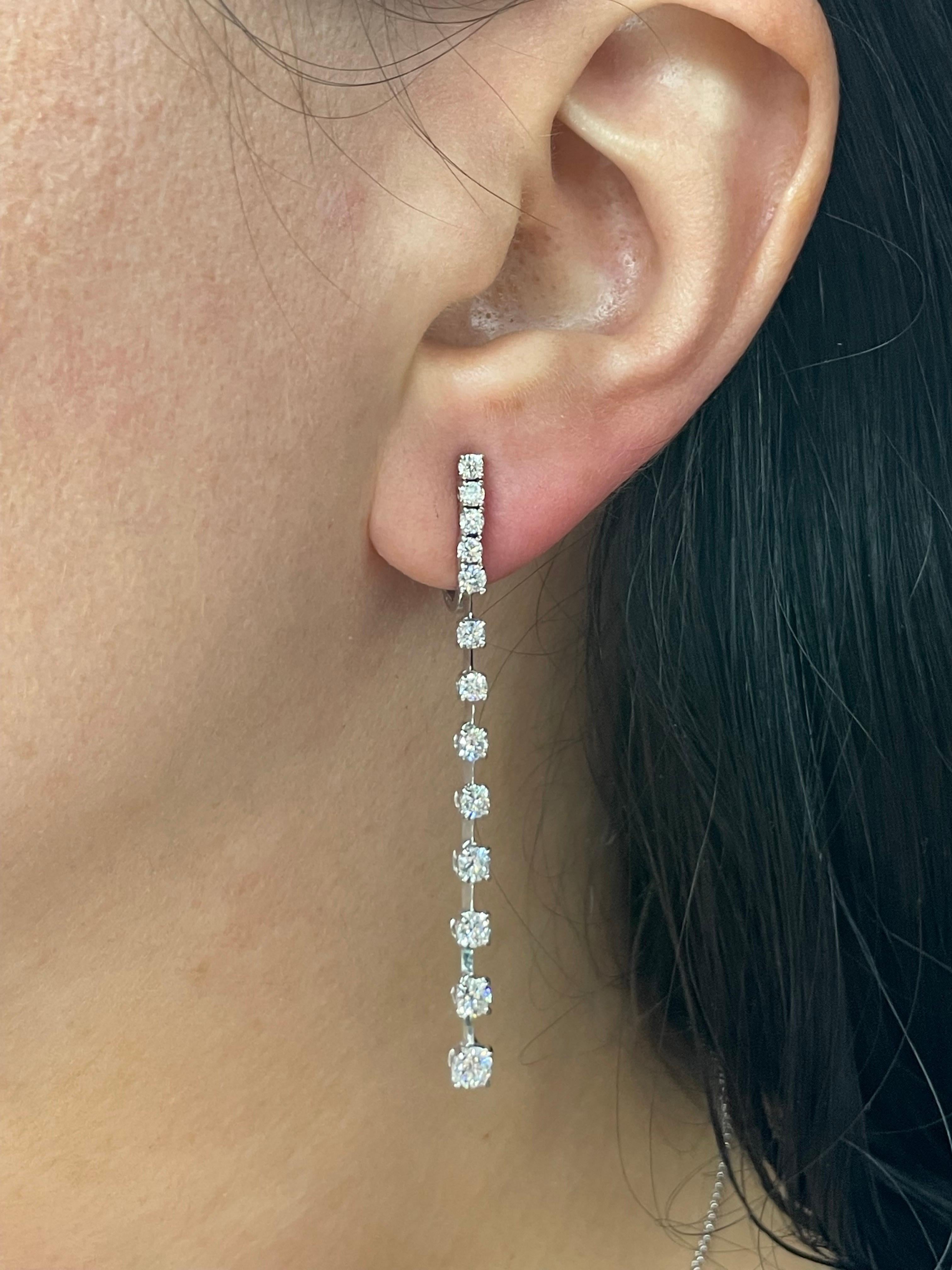 Diamant-Bar-Tropfen-Ohrringe mit Diamanten 2,11 Karat 18 Karat Weißgold  für Damen oder Herren im Angebot