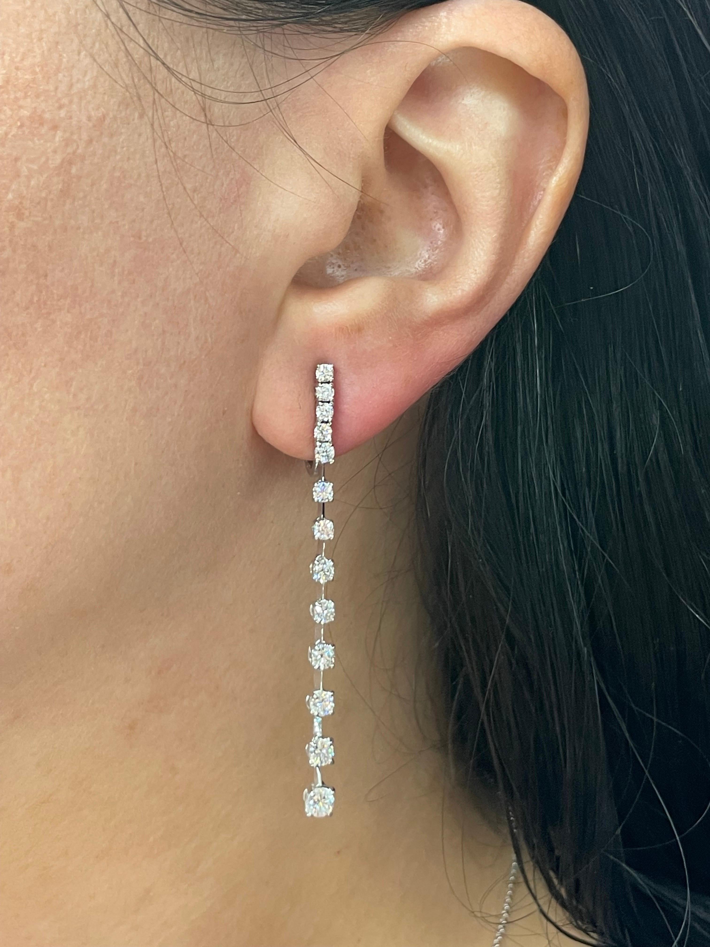 Diamant-Bar-Tropfen-Ohrringe mit Diamanten 2,11 Karat 18 Karat Weißgold  im Angebot 1